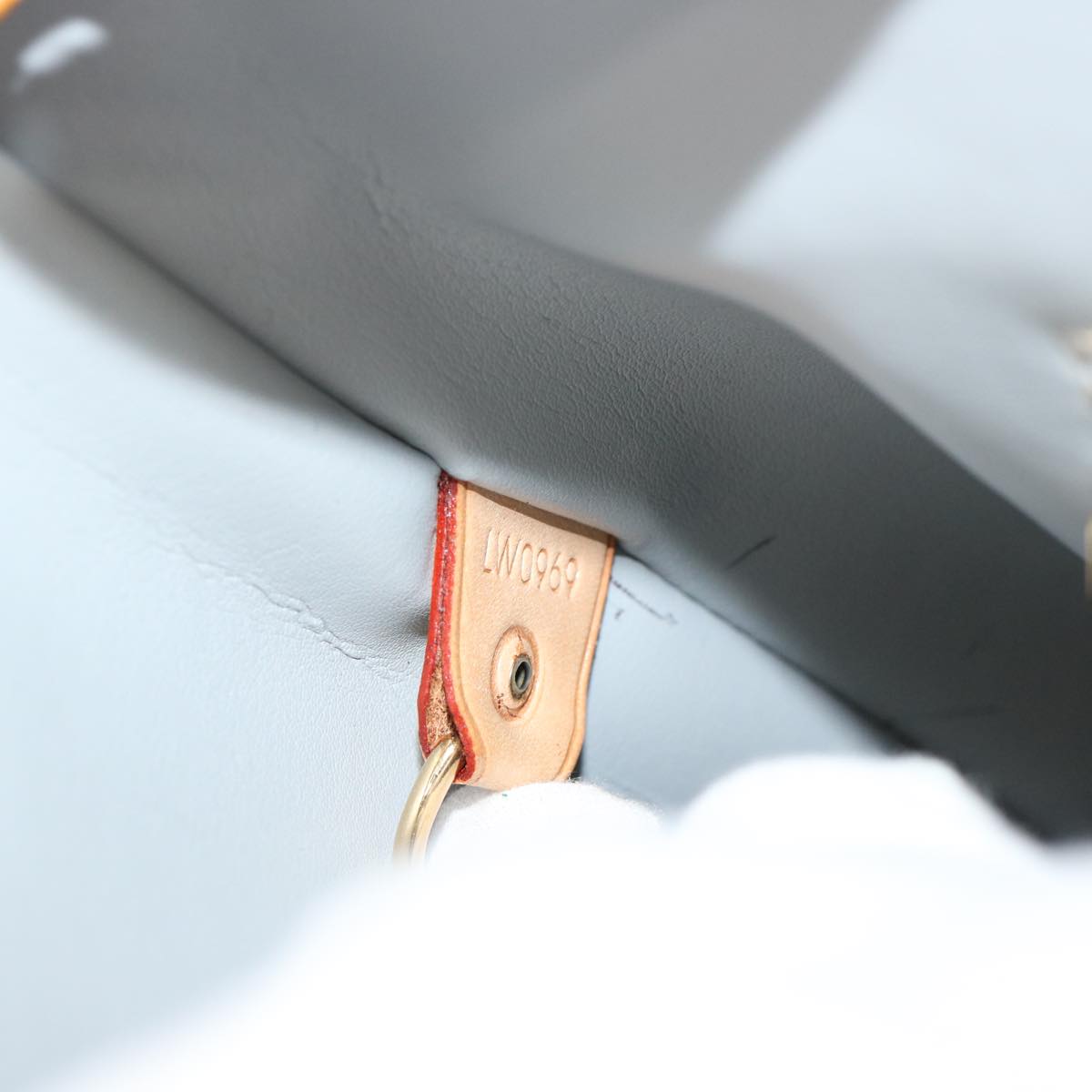 Louis Vuitton Houston Patent Leather Handbag ()