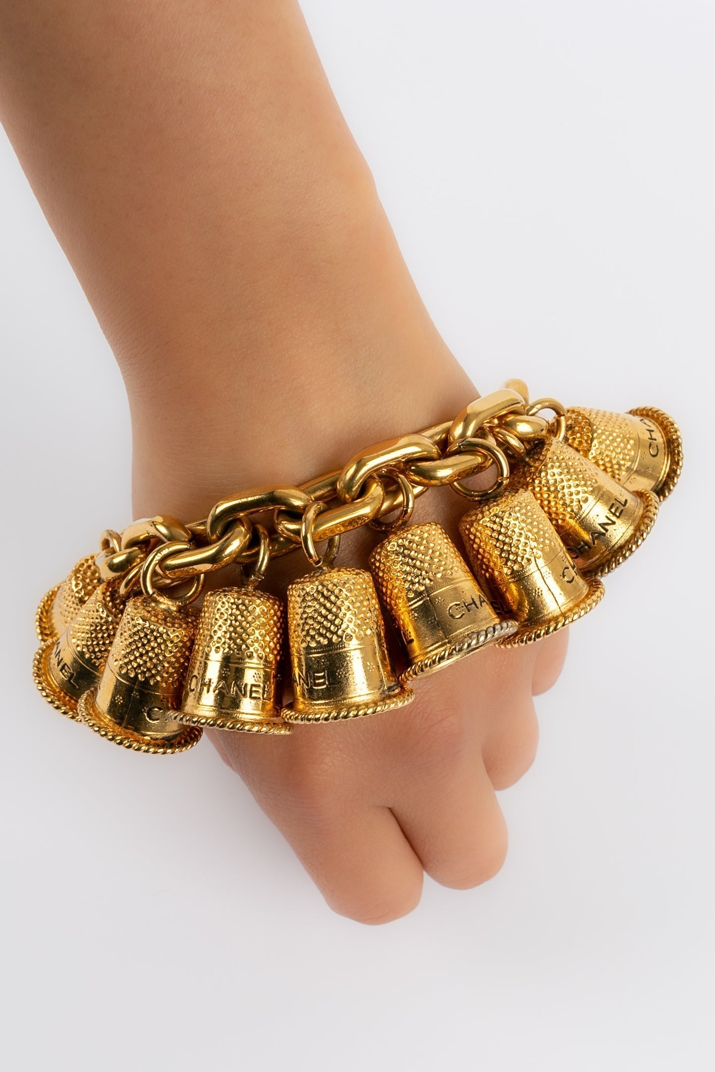 Bracelet dés à coudre Chanel