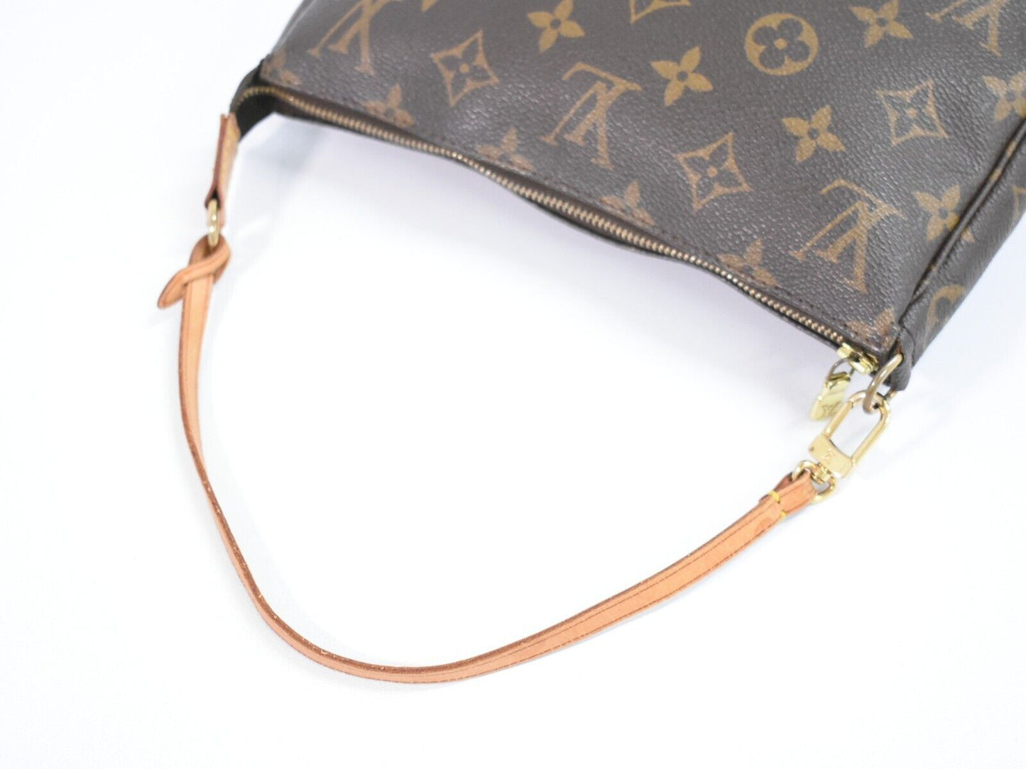 Louis Vuitton Pochette Accessoire Canvas Clutch Bag ()