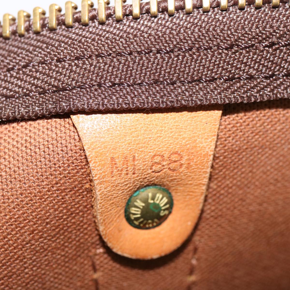 Louis Vuitton Keepall 55 Canvas Travel Bag ()