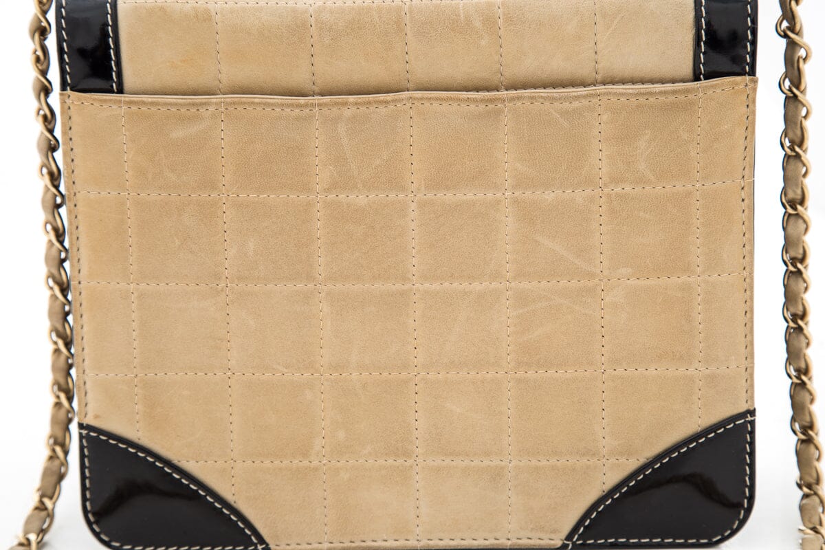 Chanel 2000 Beige & Black Chocolate Bar Handbag
