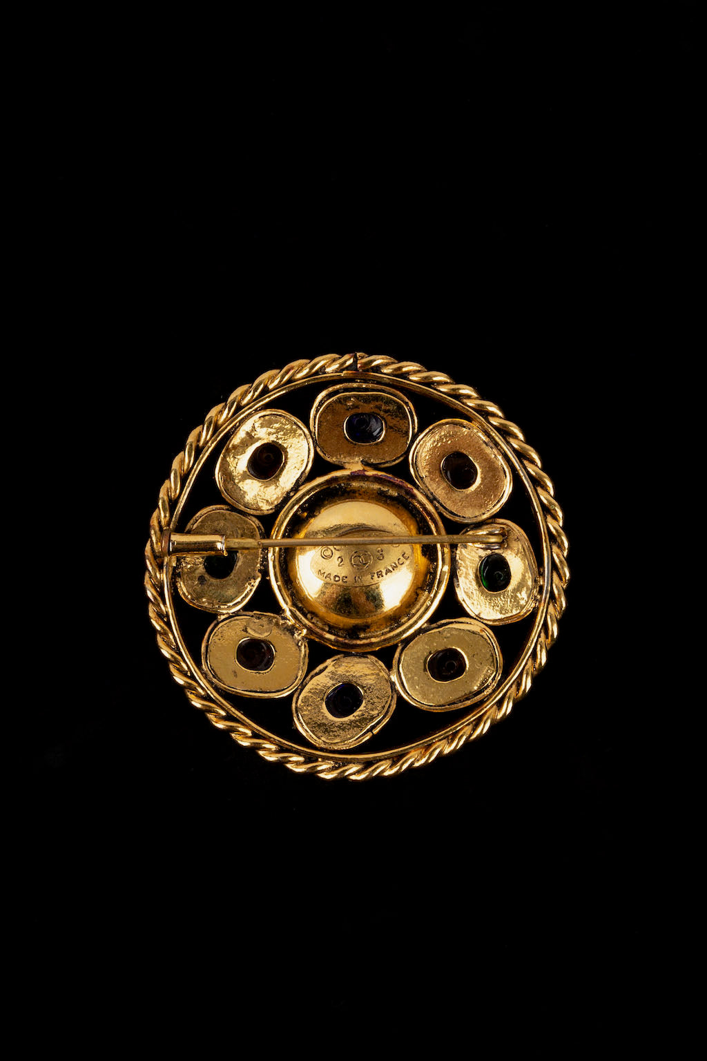 Broche multicolore Chanel