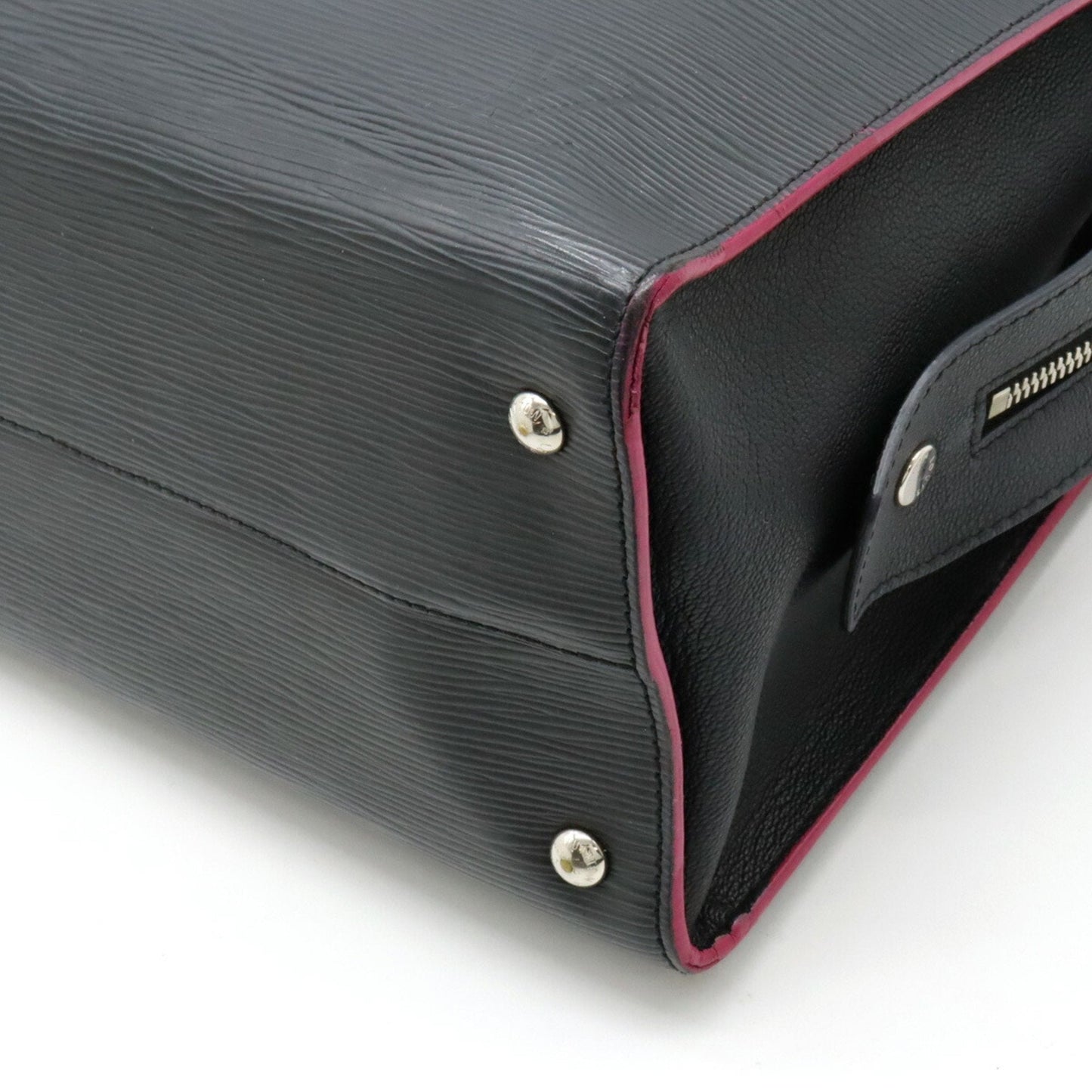 Louis Vuitton Vaneau  Leather Tote Bag ()