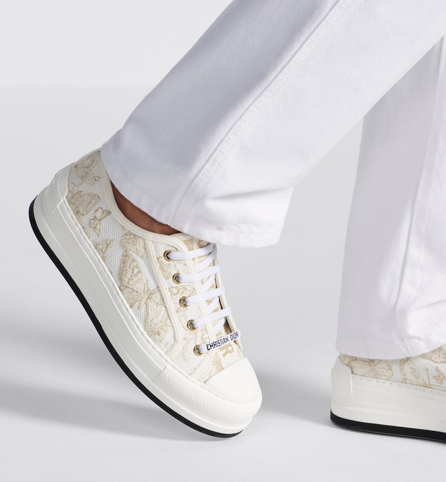Walk'n'Dior Platform Sneaker • White and Gold-Tone Toile de Jouy Mexico Embroidered Cotton with Metallic Thread