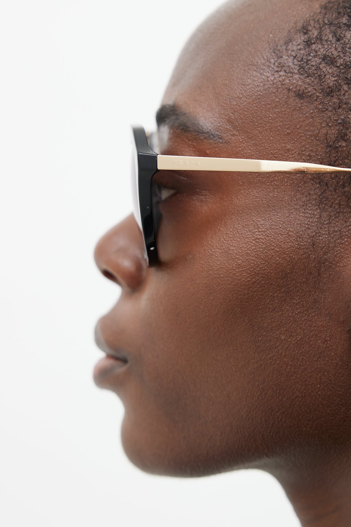 Black & Gold SPR12Q Round Sunglasses