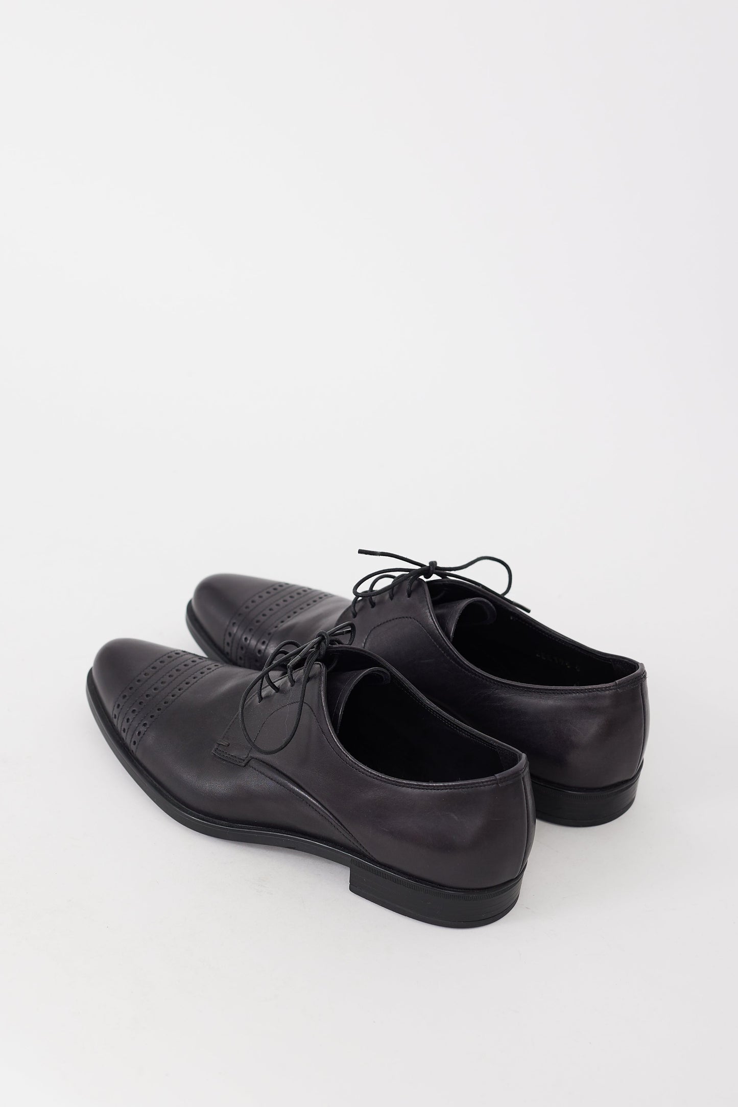 Black Leather Pointed Toe Dress Shoe
