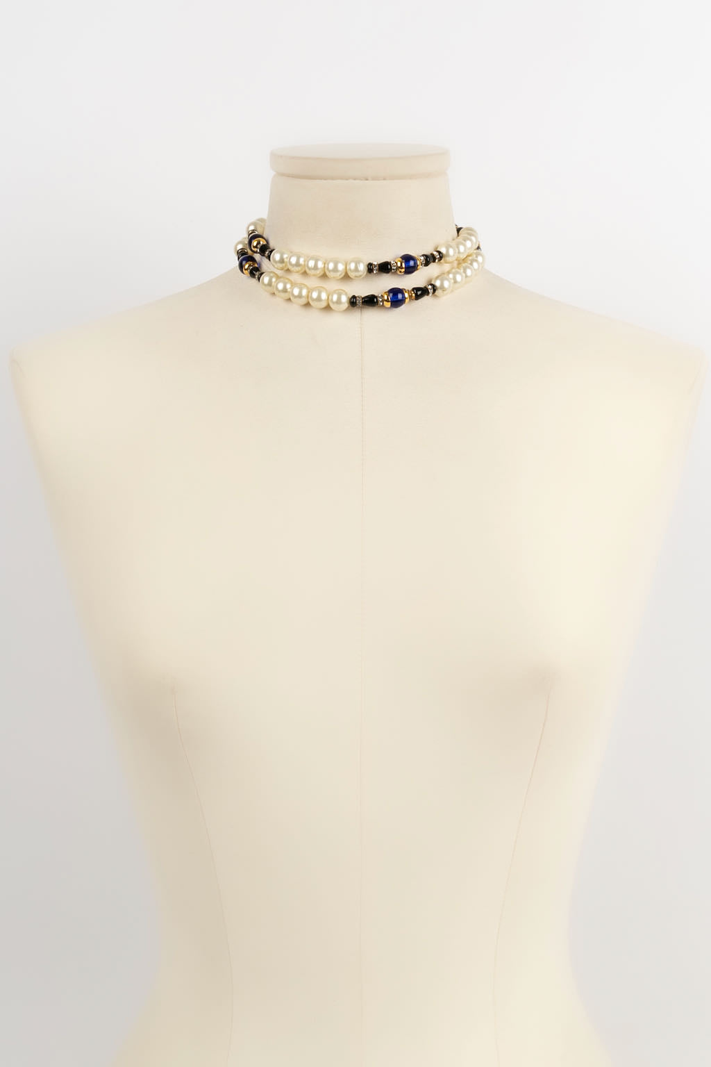 Collier de perles Chanel