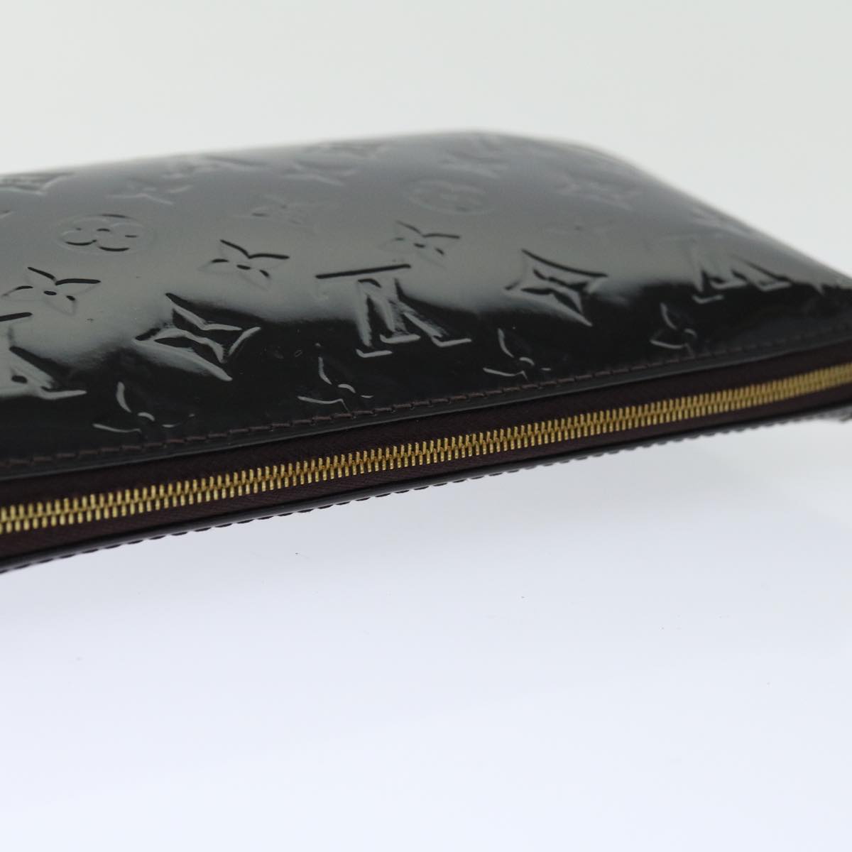 Louis Vuitton Pochette Accessoire Patent Leather Clutch Bag ()