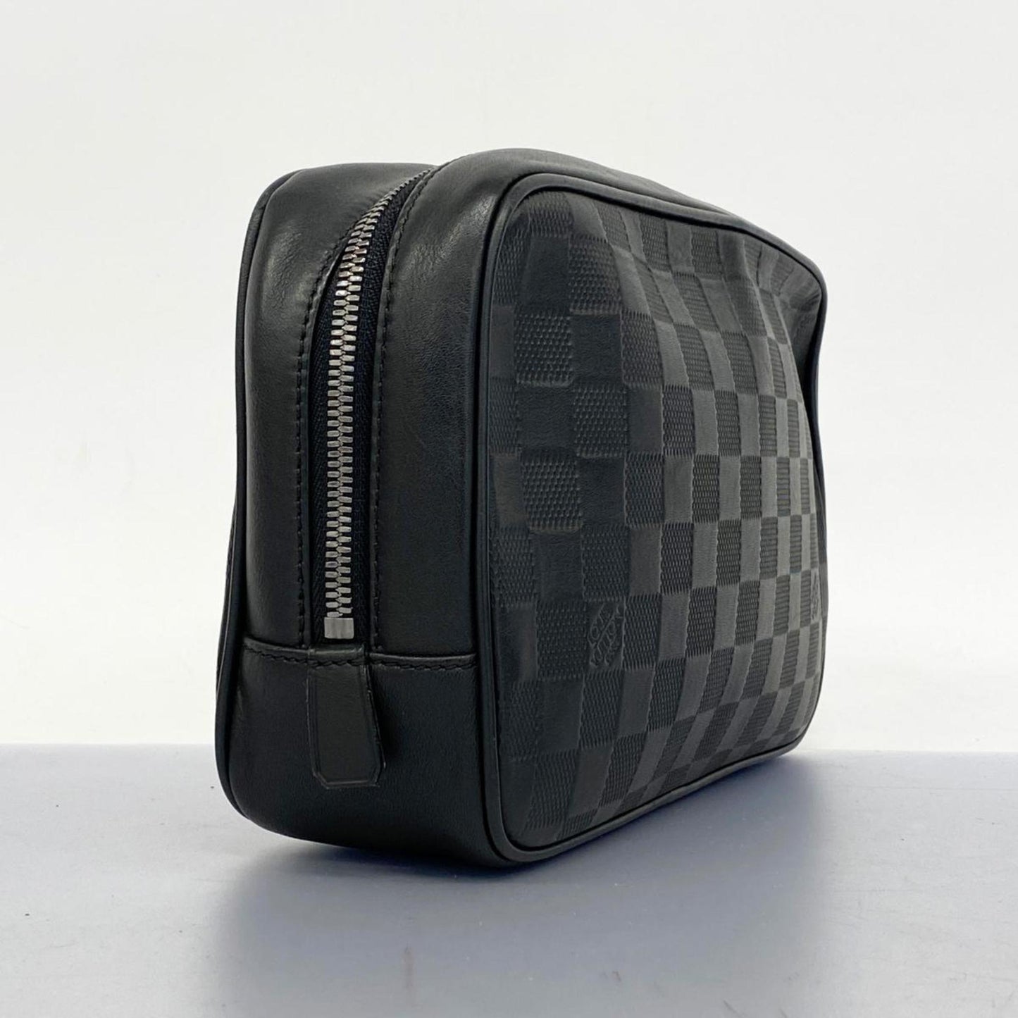 Louis Vuitton Poche Toilette Canvas Clutch Bag ()