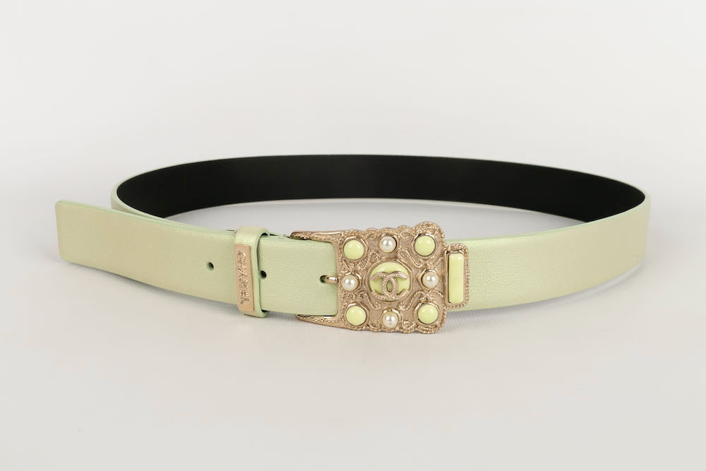 Ceinture en cuir Chanel