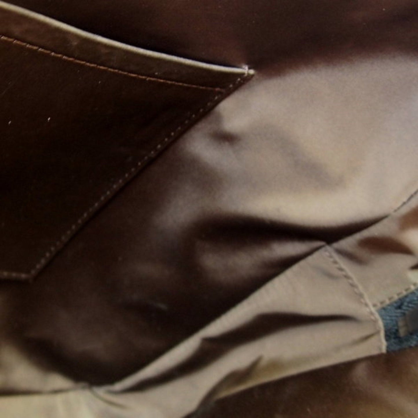 Louis Vuitton Canvas Handbag ()