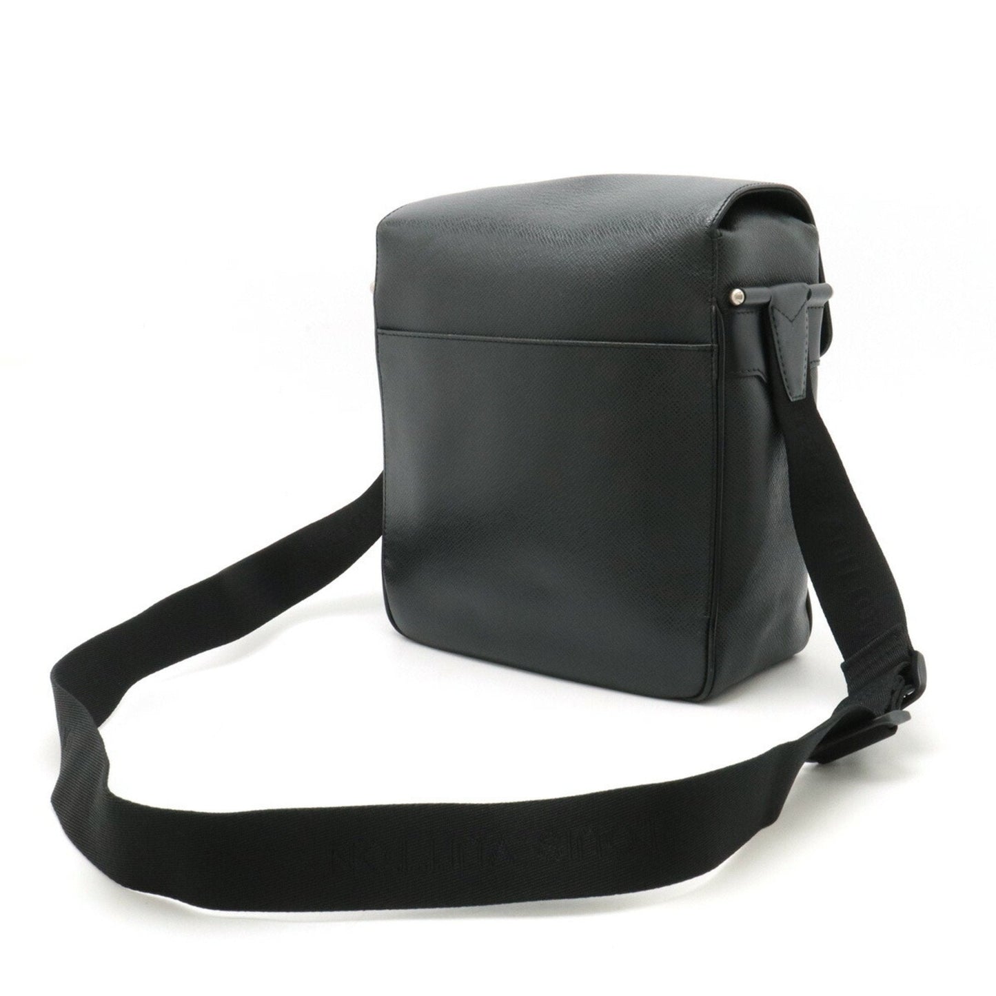 Louis Vuitton Yaranga Leather Shoulder Bag ()