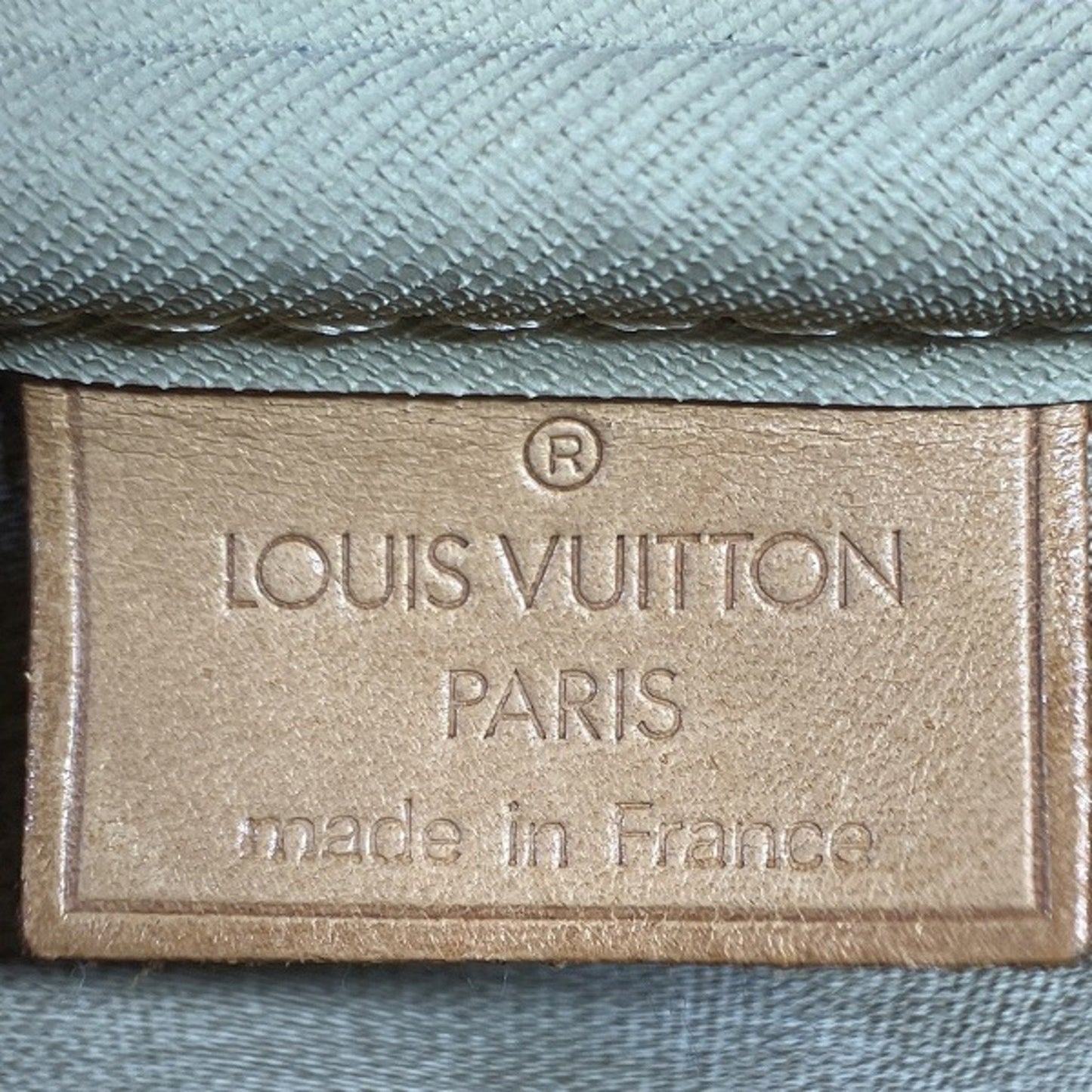 Louis Vuitton Deauville Canvas Handbag ()