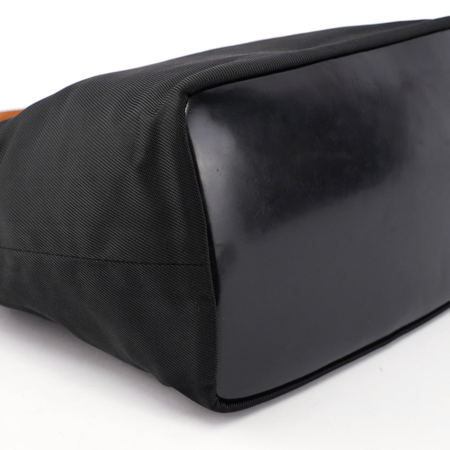 000 0531 Black Canvas Bamboo Shoulder Bag