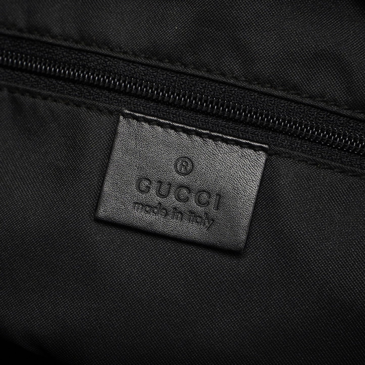 000 0531 Black GG Bamboo Shoulder Bag