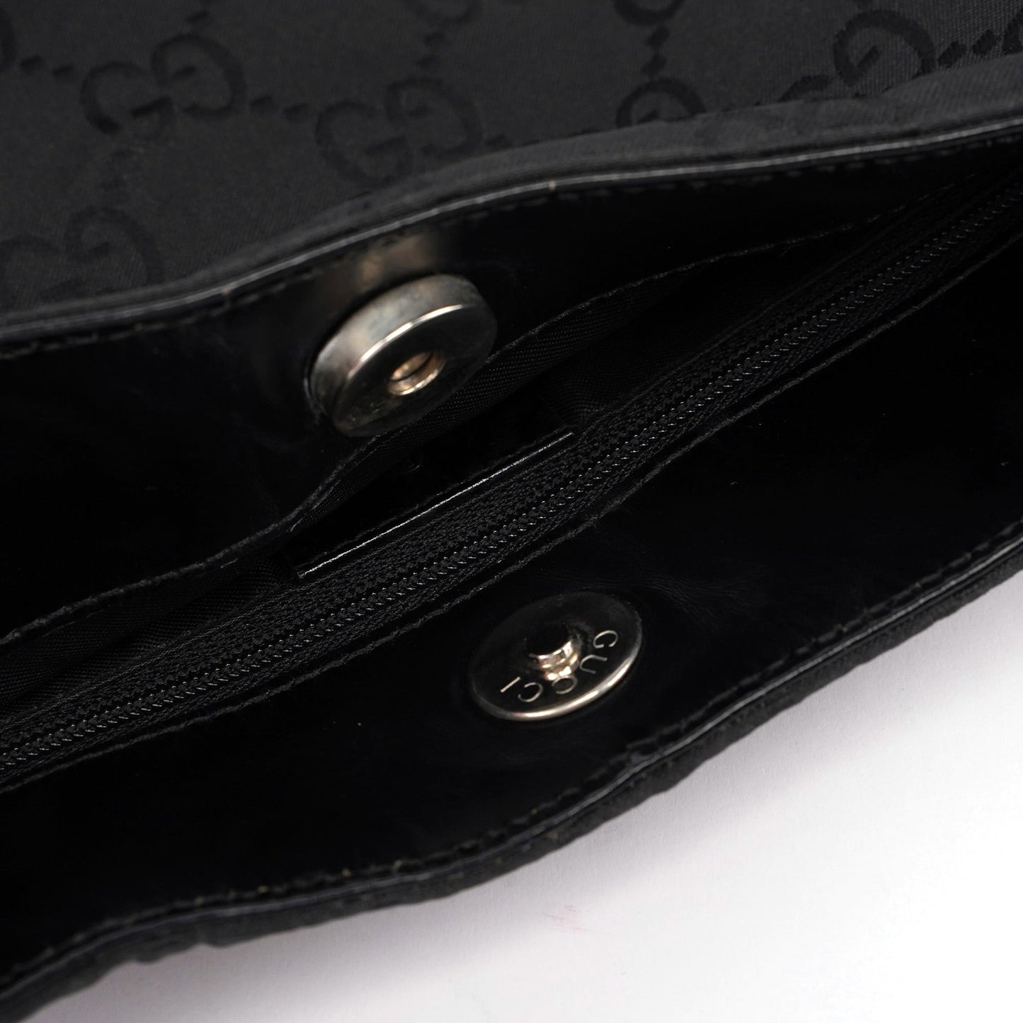 001 3166 Black GG Shoulder Bag