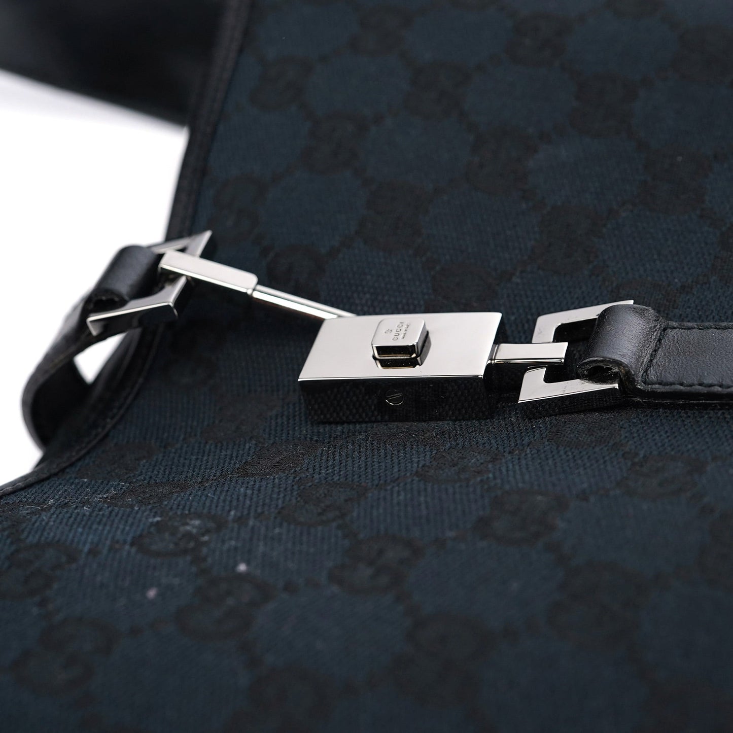 001 3306 Black GG Jackie Shoulder Bag