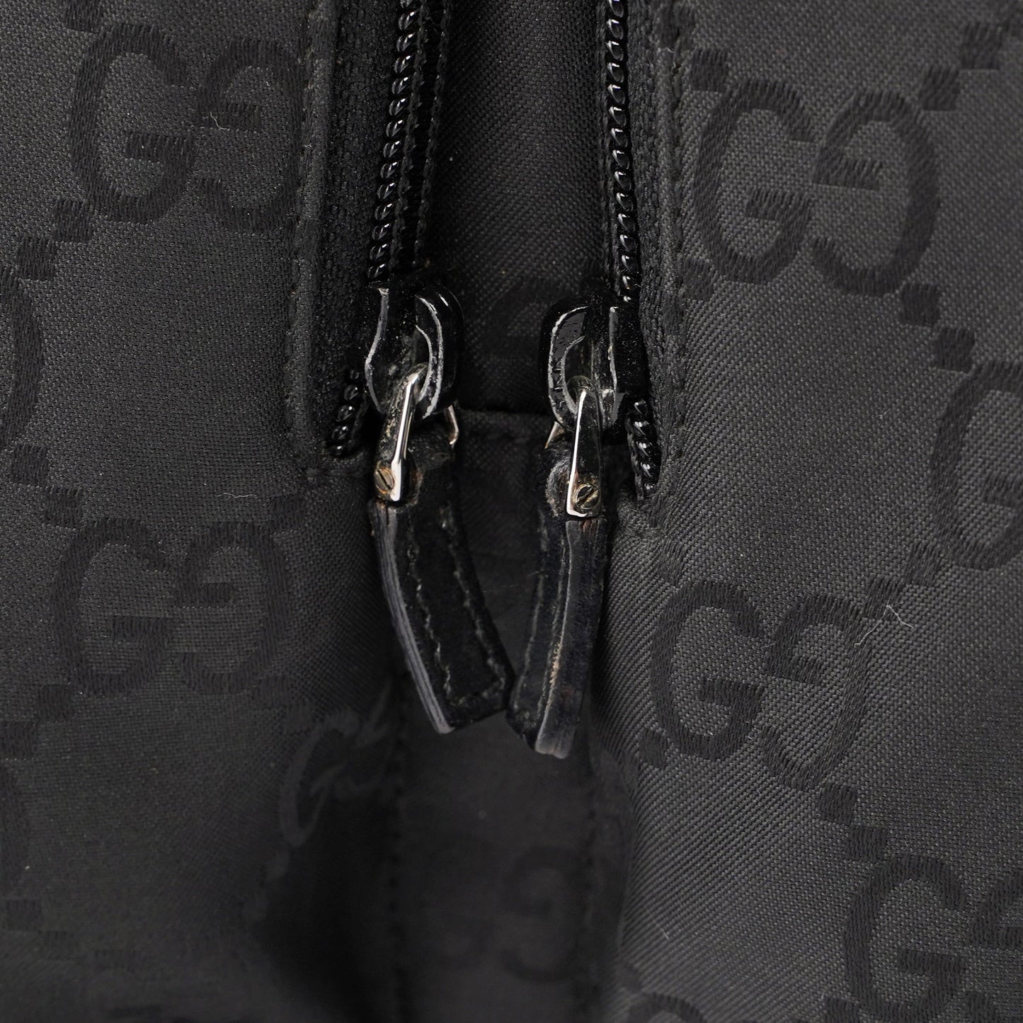 001 3380 Black GG Dual Pocket Shoulder Bag