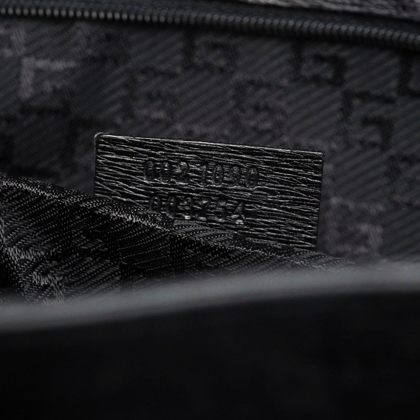 002 1090 Black Leather Tote Bag