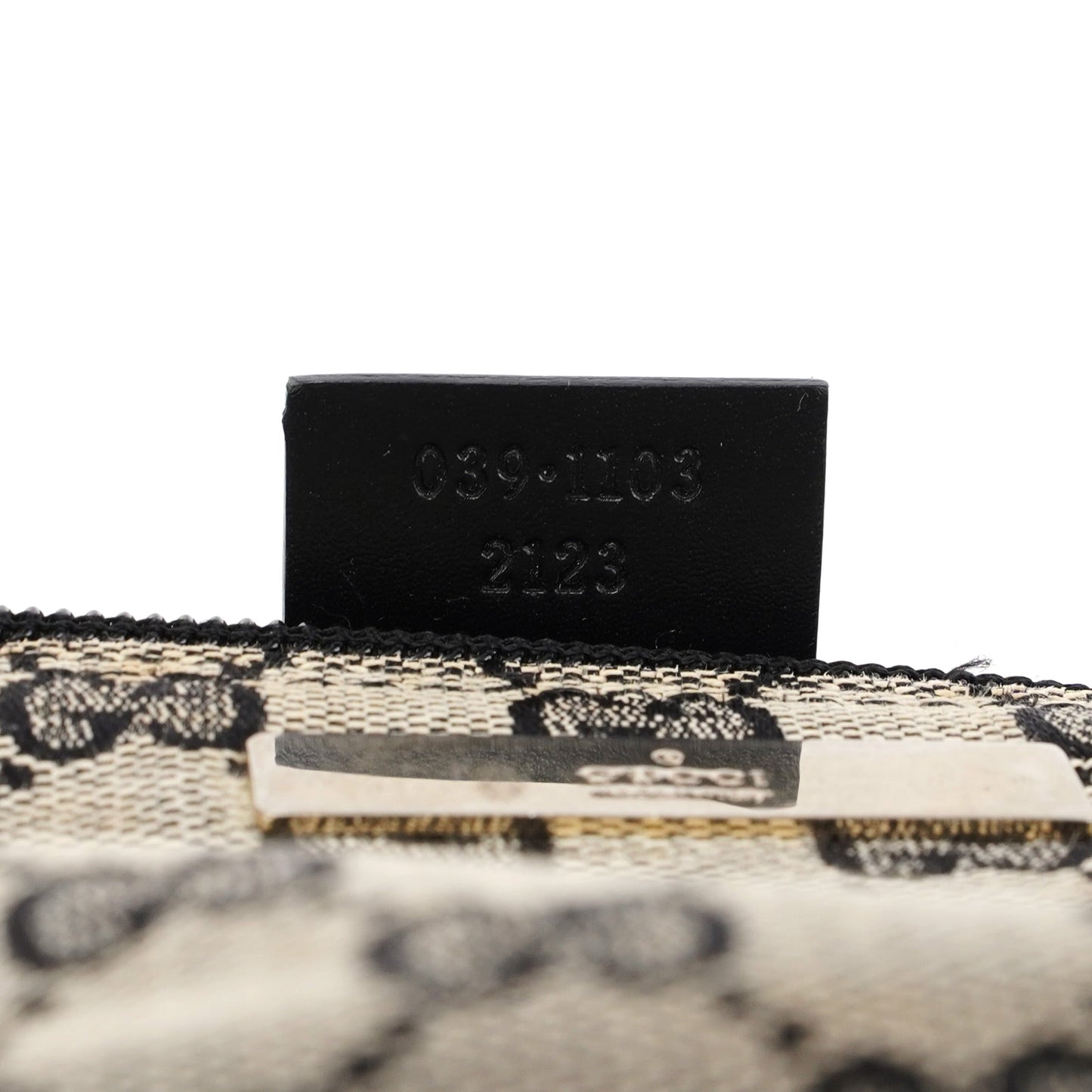 039 1103 Beige GG Boat Pochette