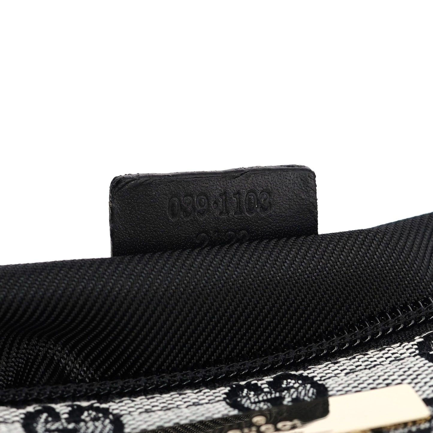 039 1103 Grey GG Boat Pochette