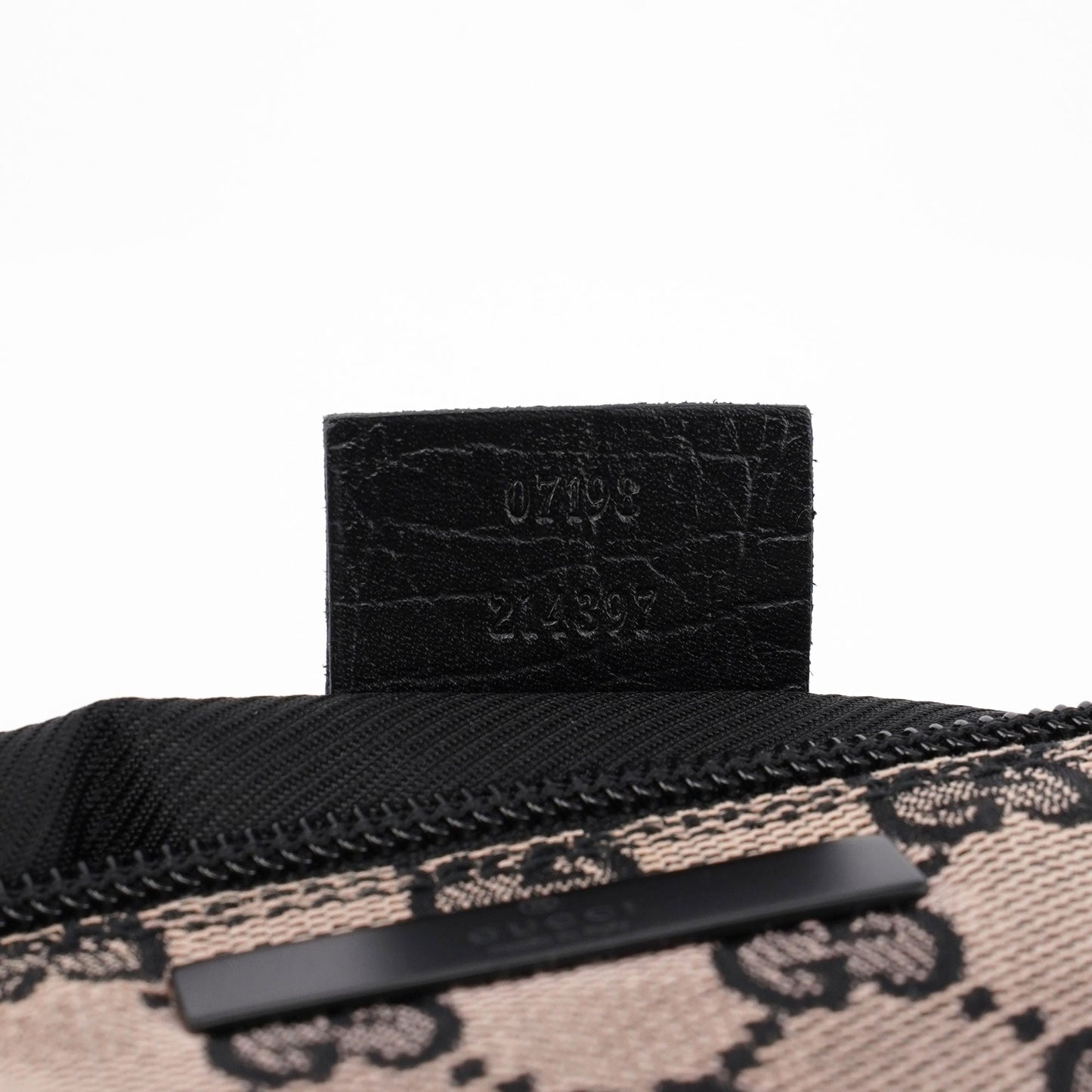 07198 Beige Black GG Boat Pochette