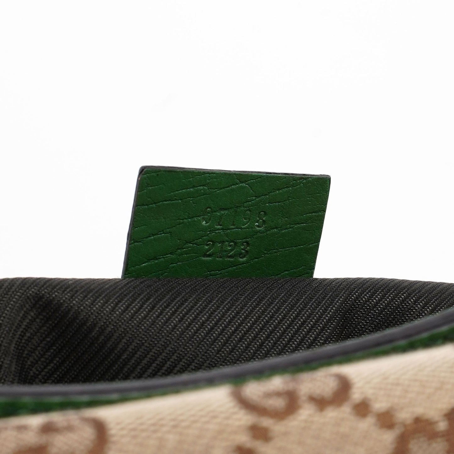 07198 Beige Green GG Boat