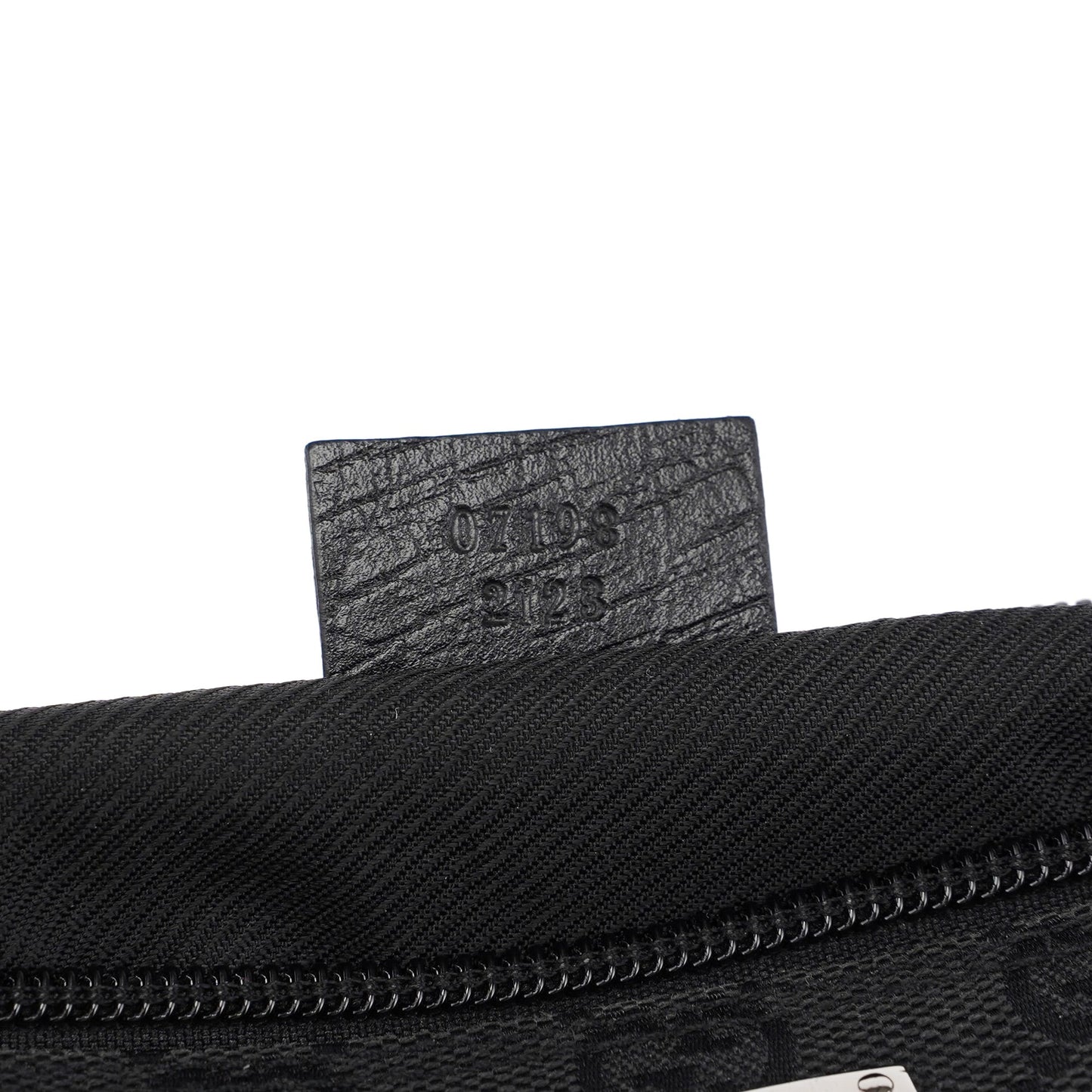 07198 Black GG Boat Pochette