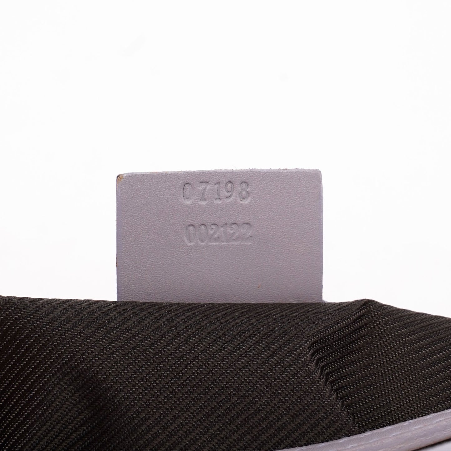 07198 Lavender GG Boat Pochette