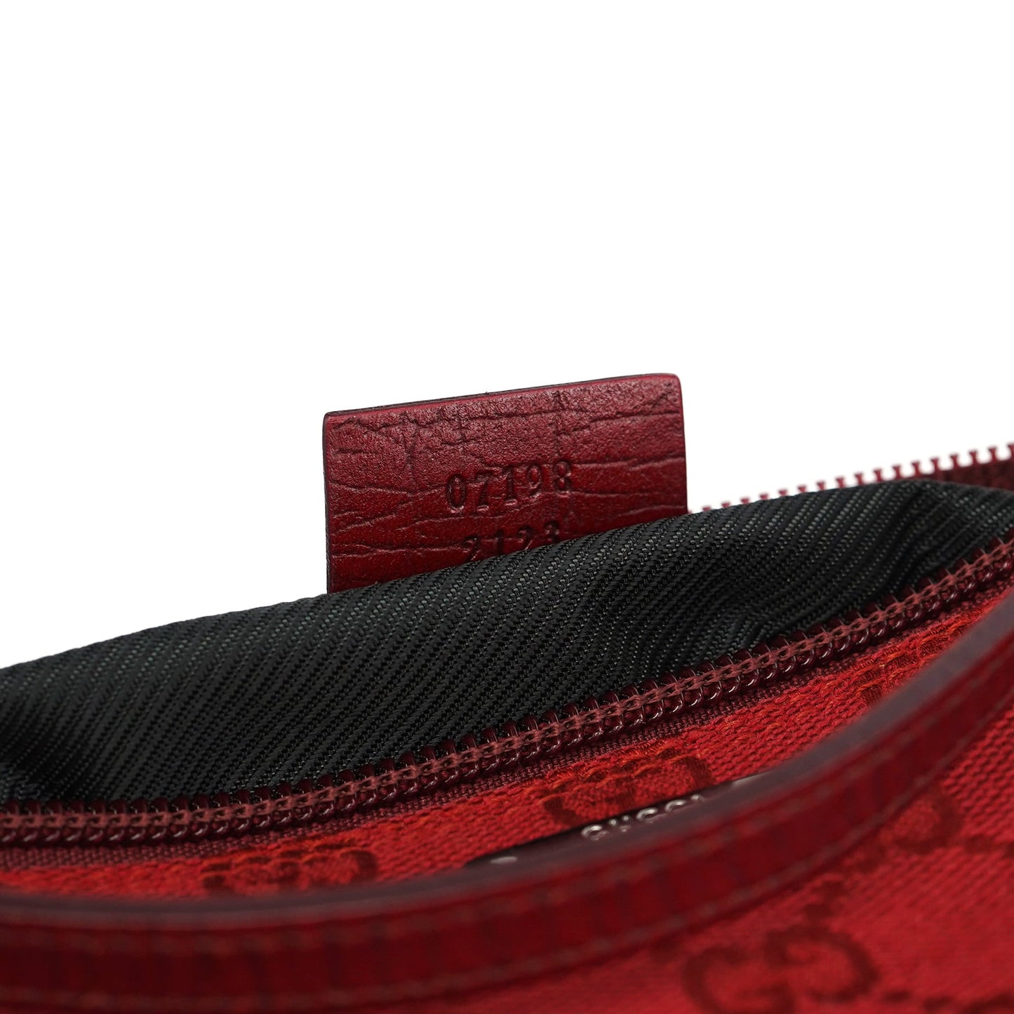 07198 Red GG Boat Pochette