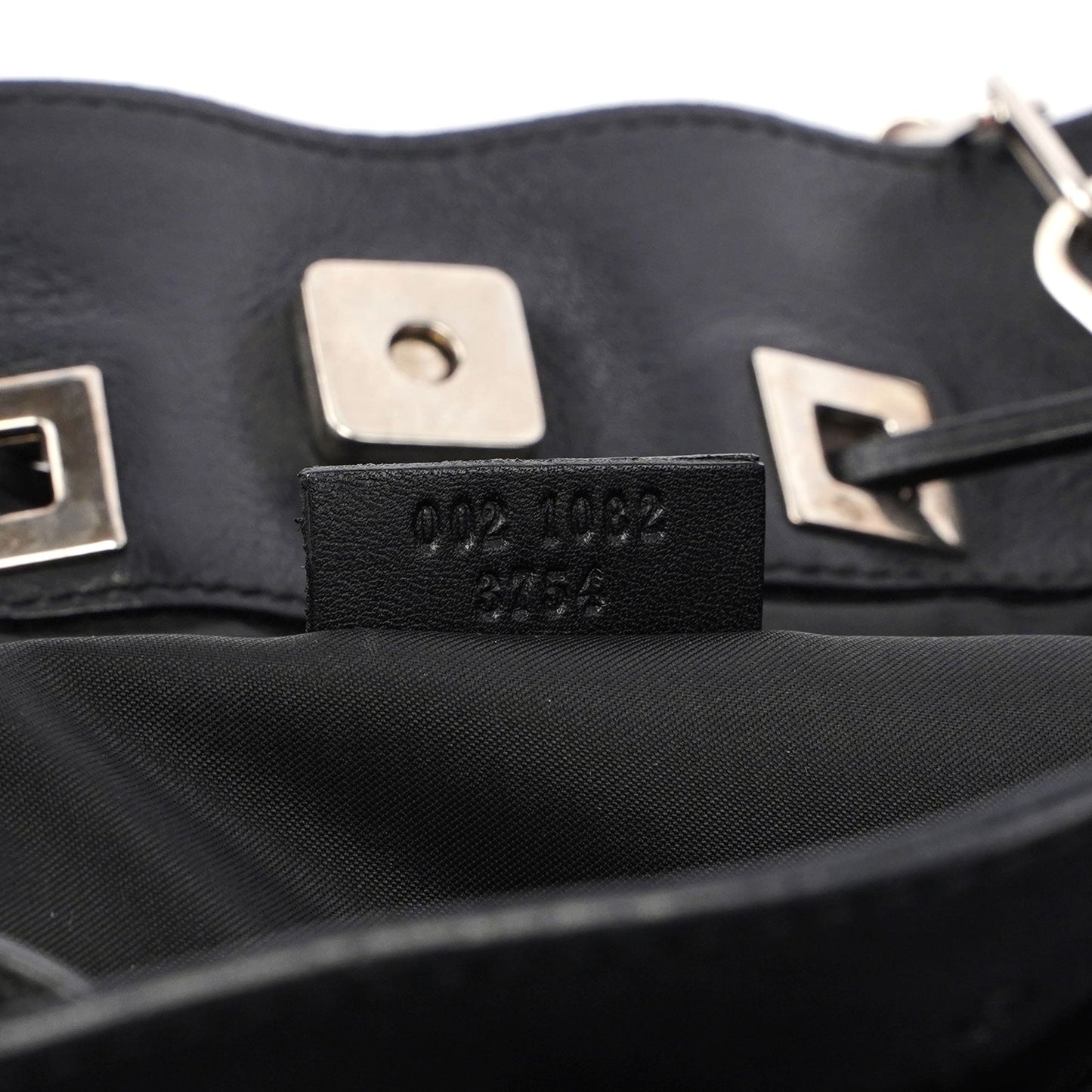 5338. Gucci Black Calfskin Drawstring Chain Tote