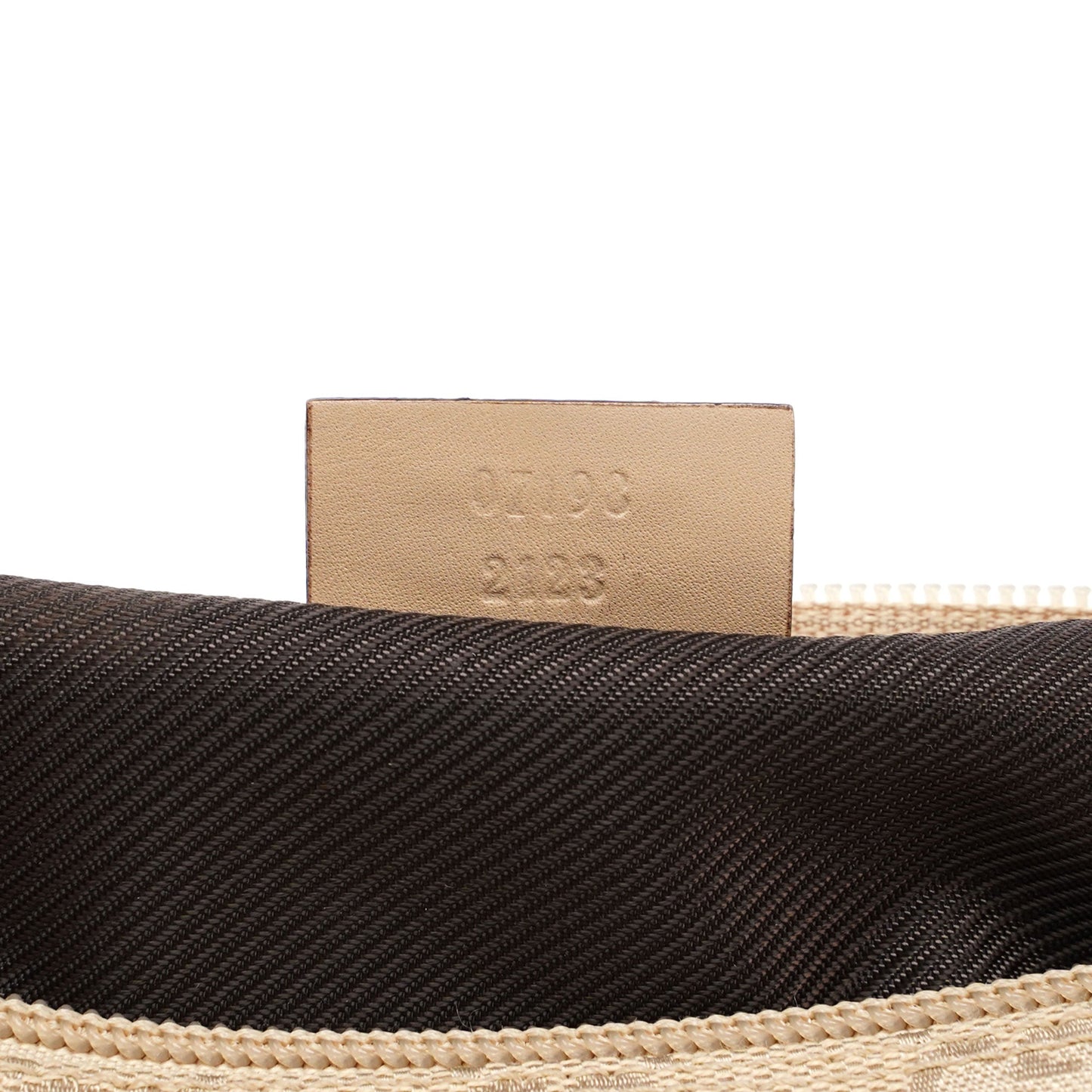 Beige GG Boat Pochette