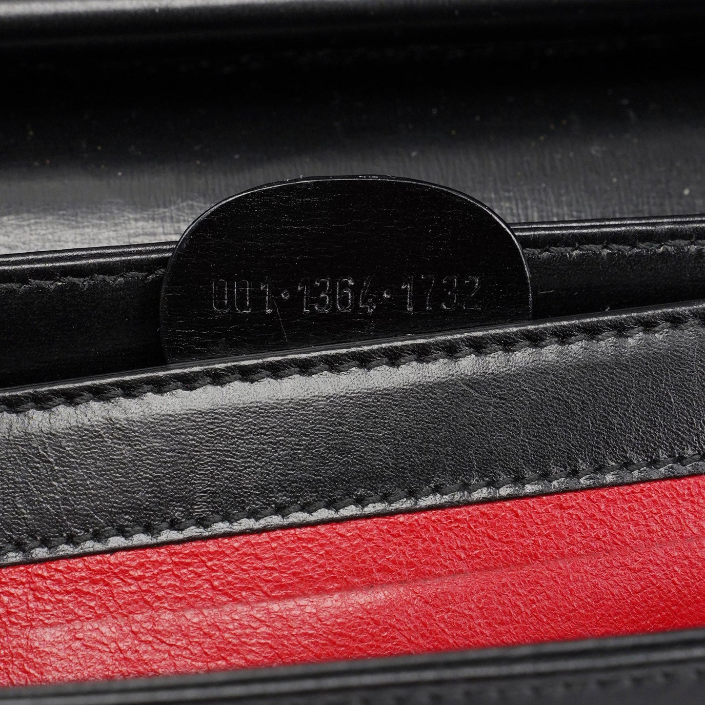 Black Leather Square G Shoulder Bag