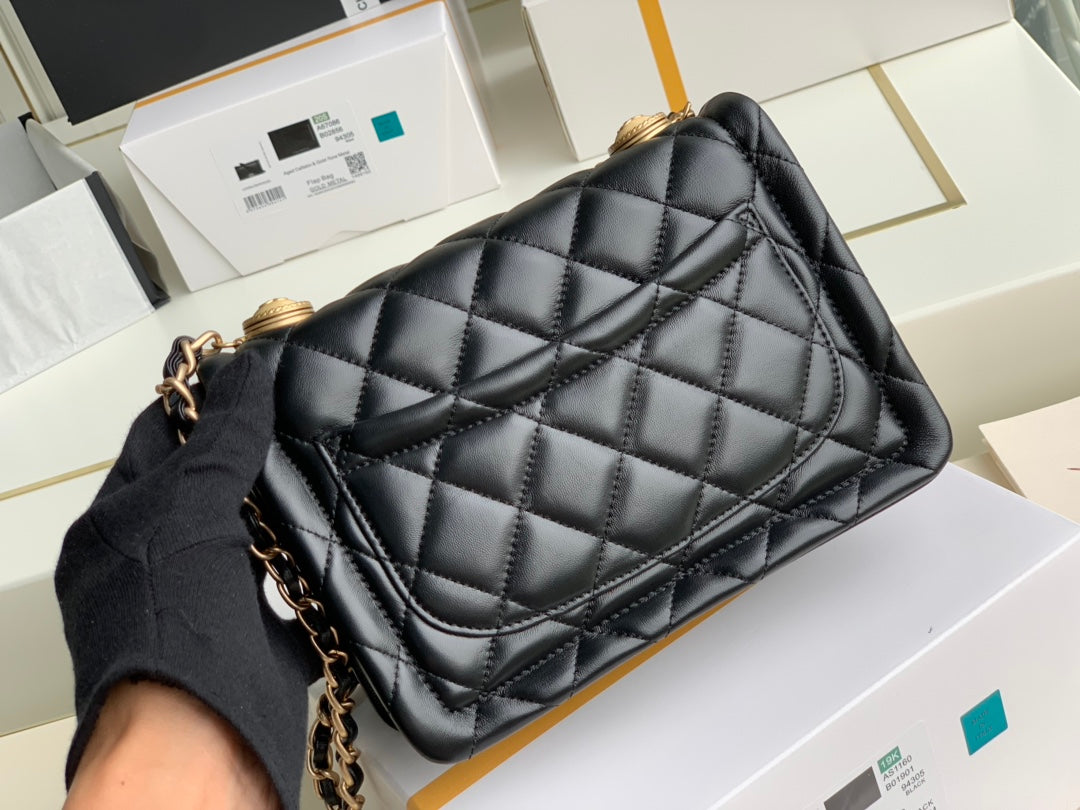 Chanel - Luxury Bag - CHL - 808