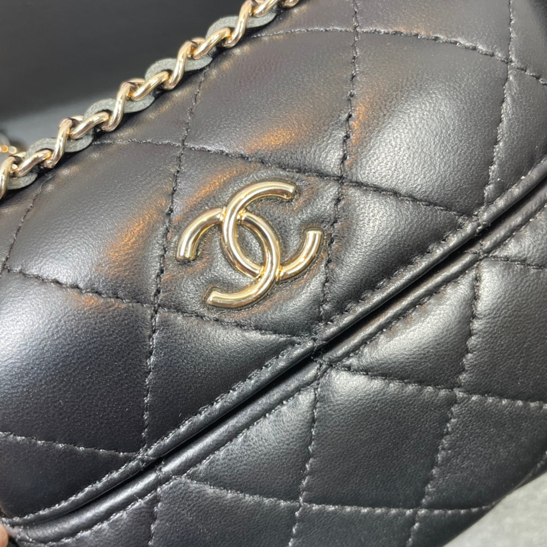 Chanel - Luxury Bag - CHL - 897