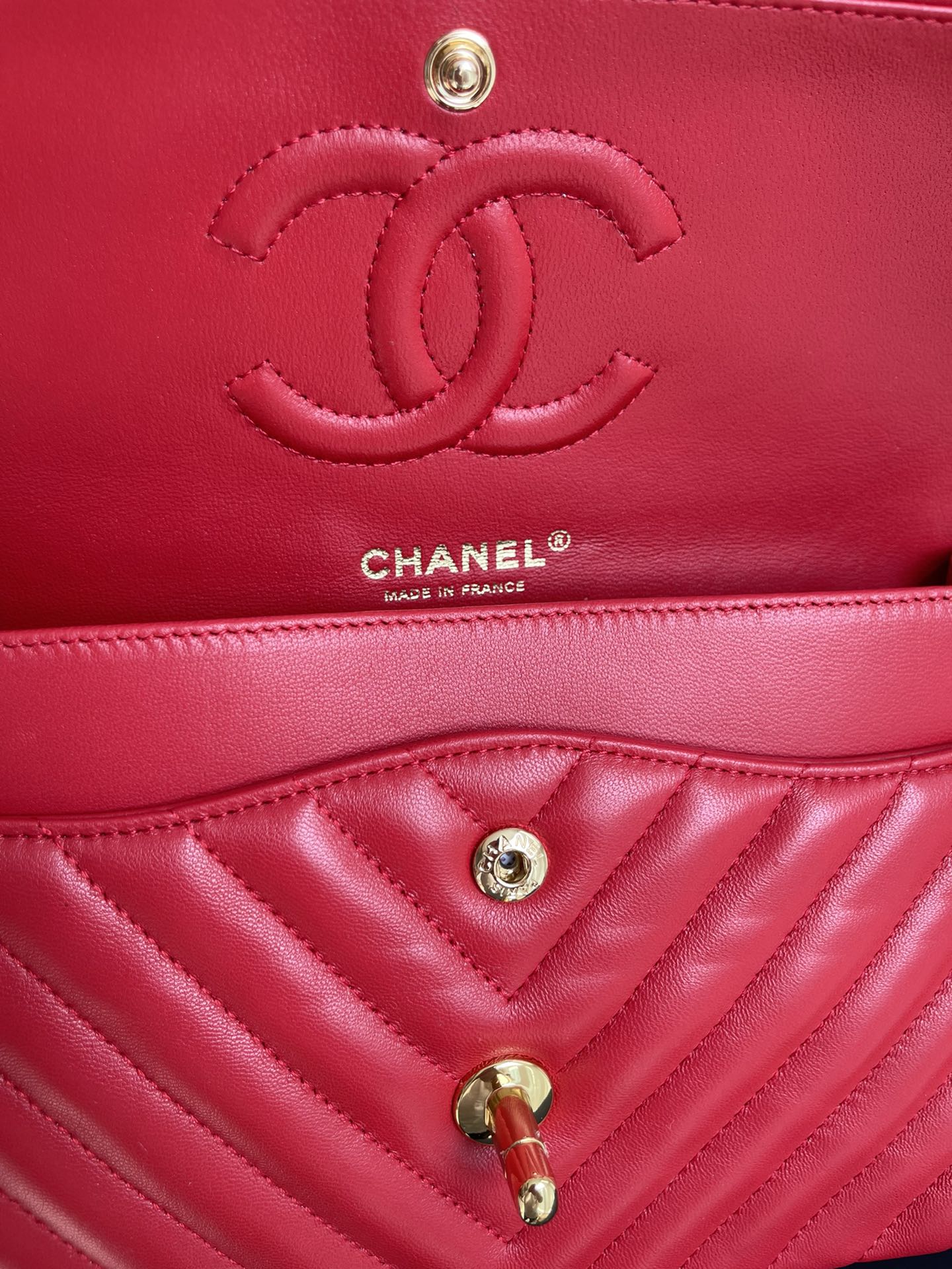 Chanel - Luxury Bag - CHL - 1063