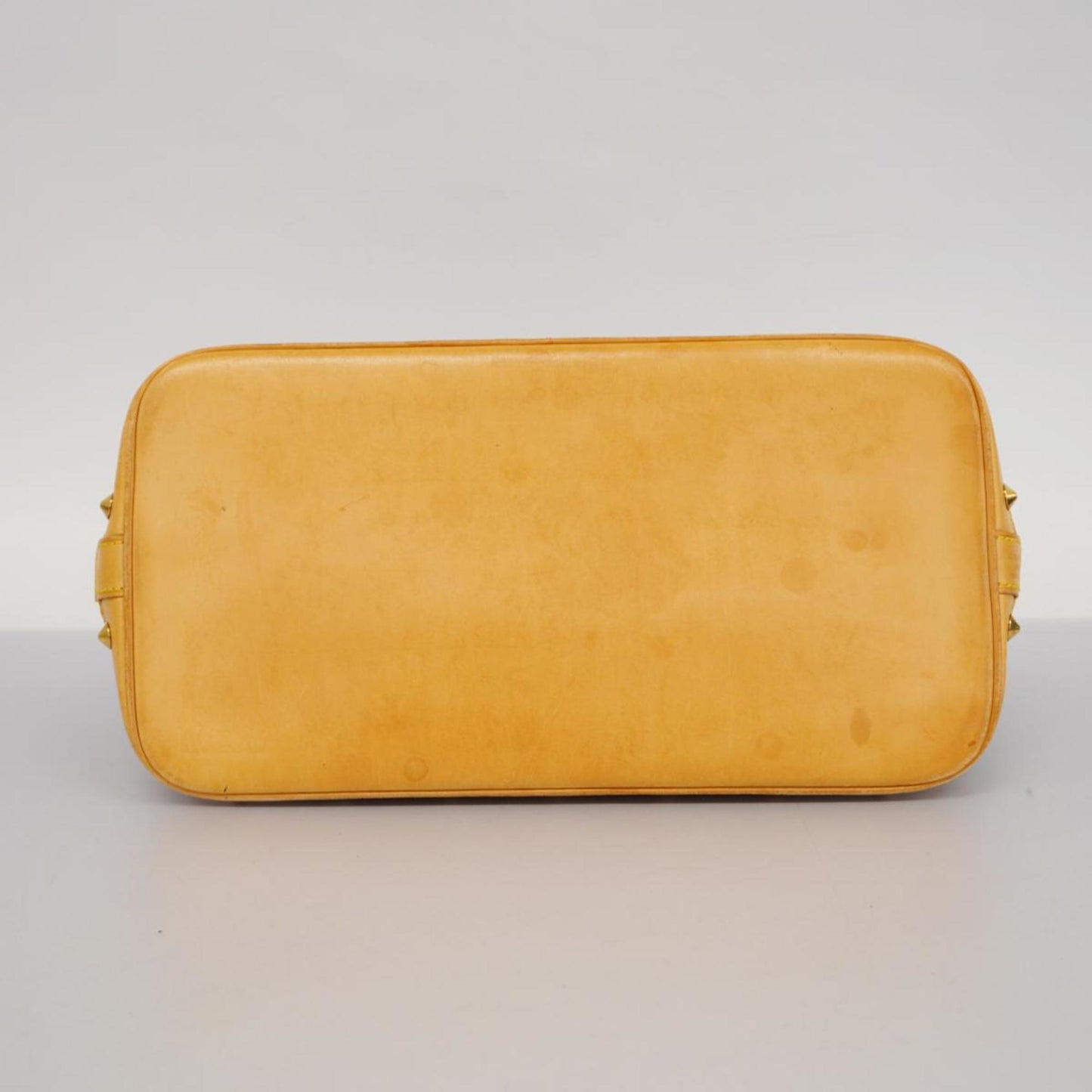 Louis Vuitton Alma  Canvas Handbag ()