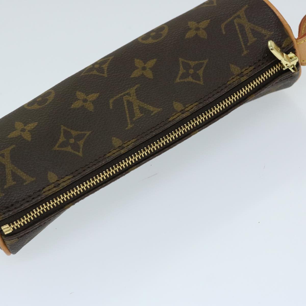 Louis Vuitton Trousse Rond  Canvas Clutch Bag ()