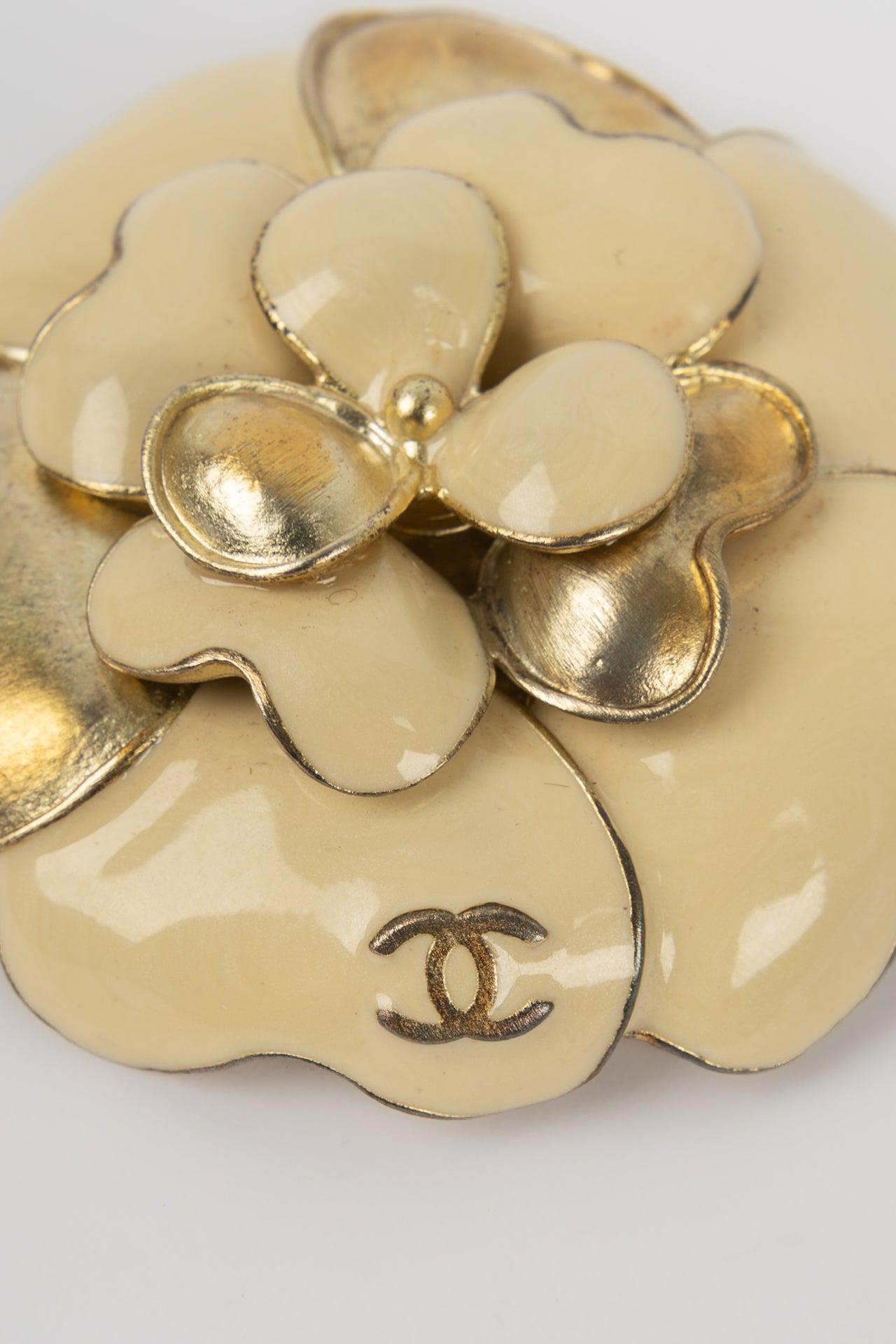 Broche camélia Chanel Printemps 2007