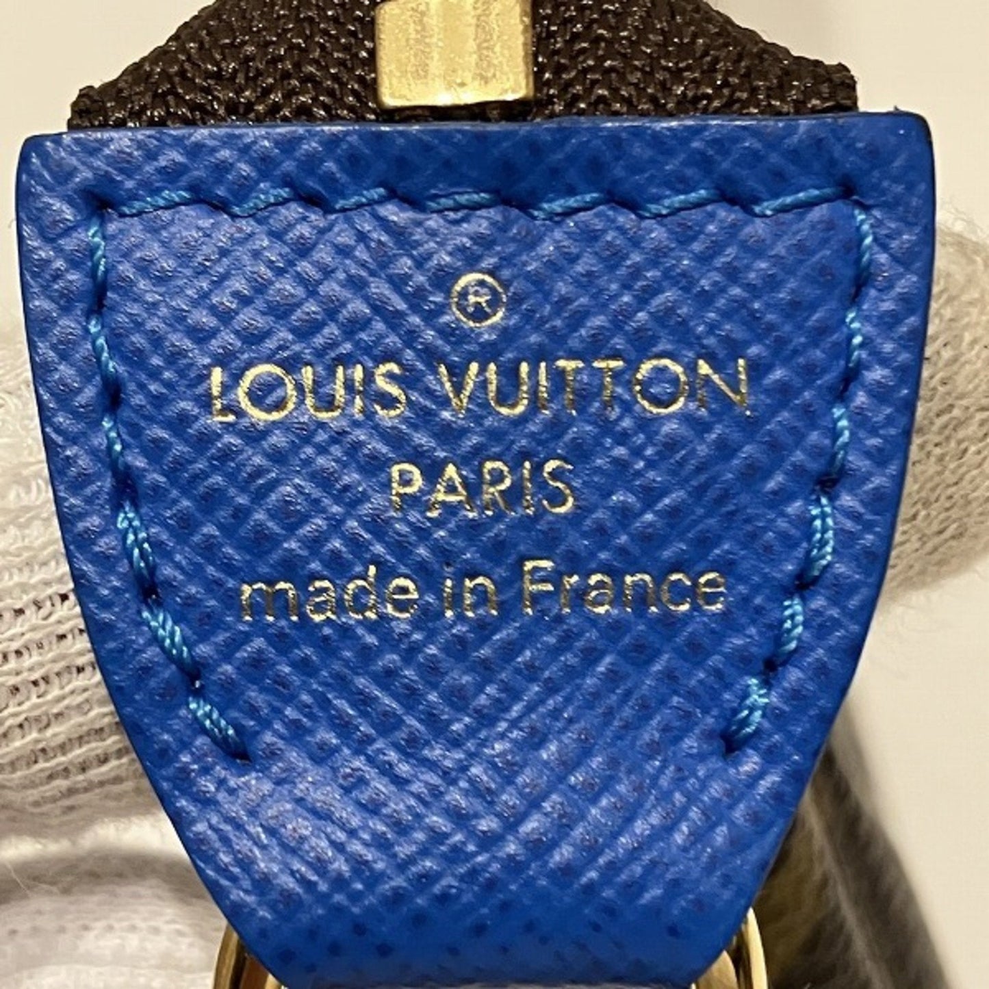 Louis Vuitton Mini Pochette Accessoires  Canvas Clutch Bag ()