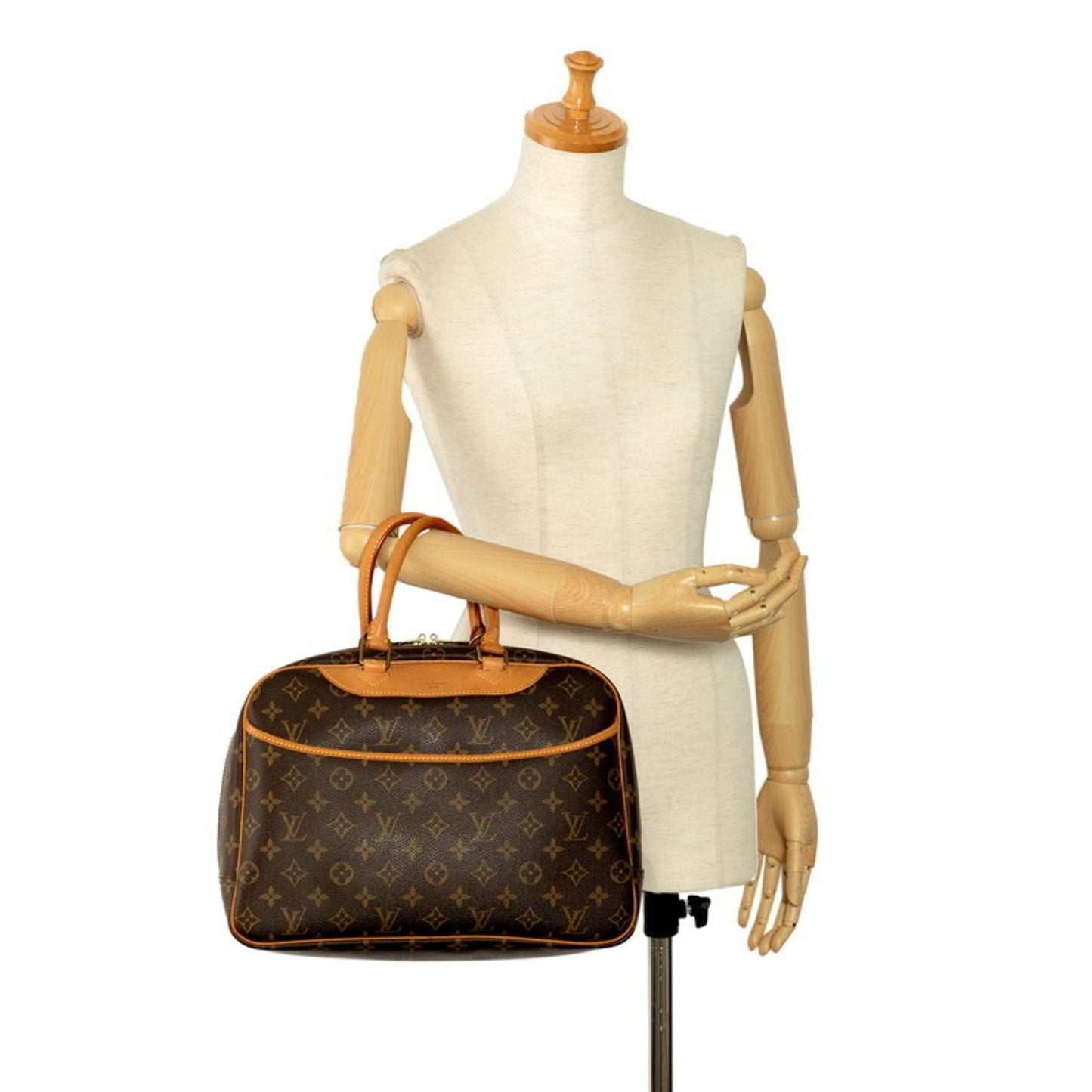 Louis Vuitton Deauville  Canvas Handbag ()