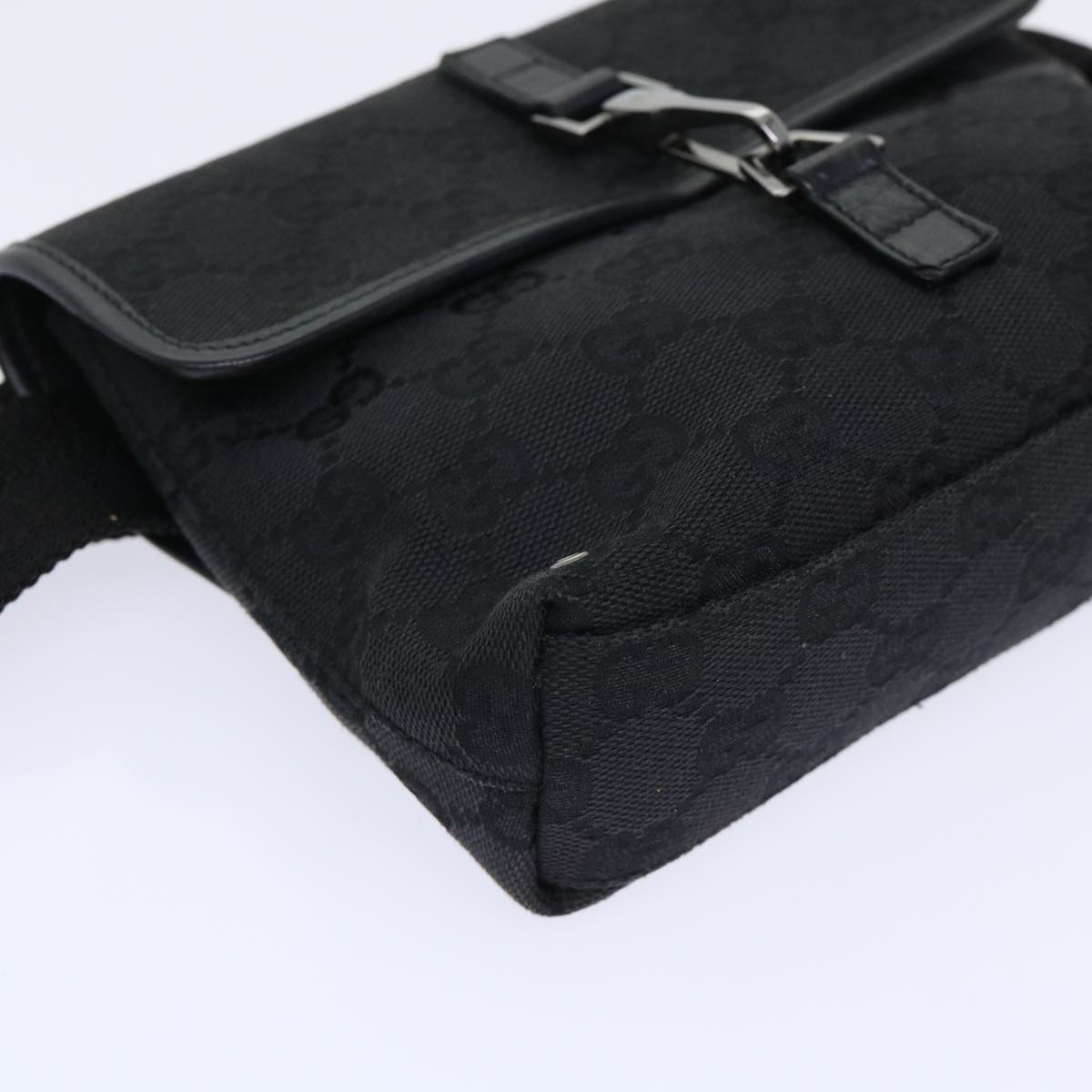 Gucci Gg Canvas Black Canvas Shoulder Bag ()