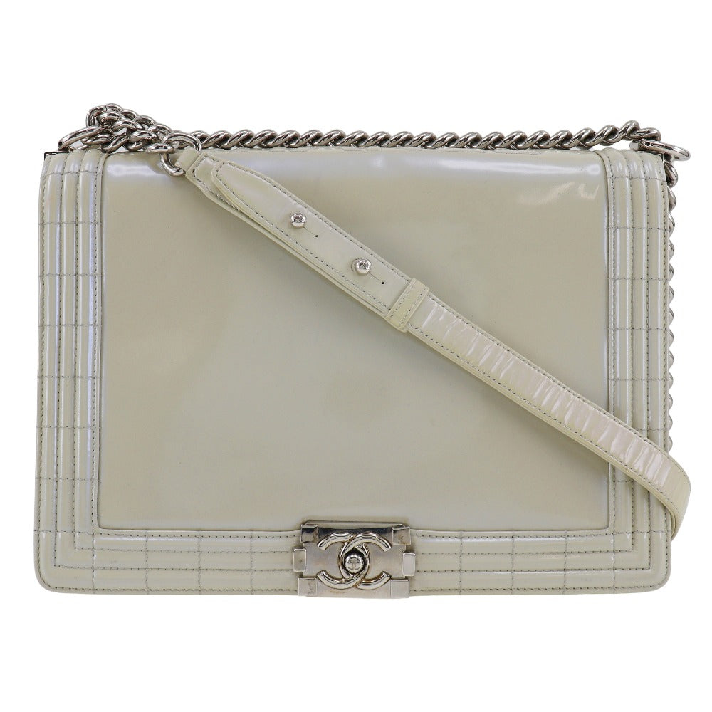 Chanel Boy White Leather Shoulder Bag ()