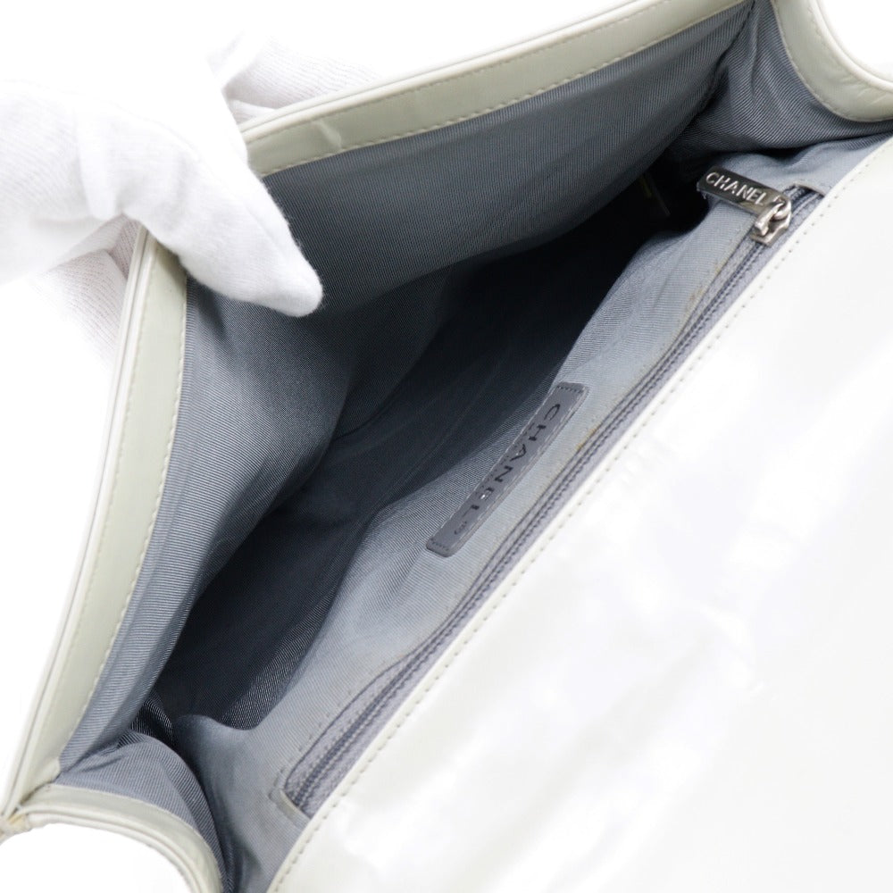 Chanel Boy White Leather Shoulder Bag ()