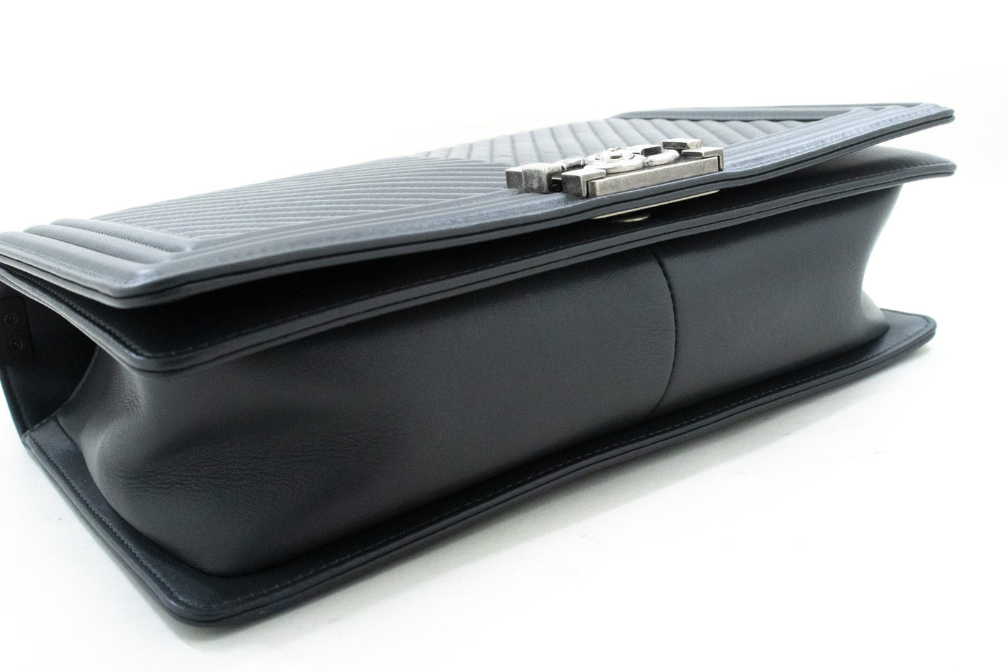 Chanel Boy Grey Leather Shoulder Bag ()