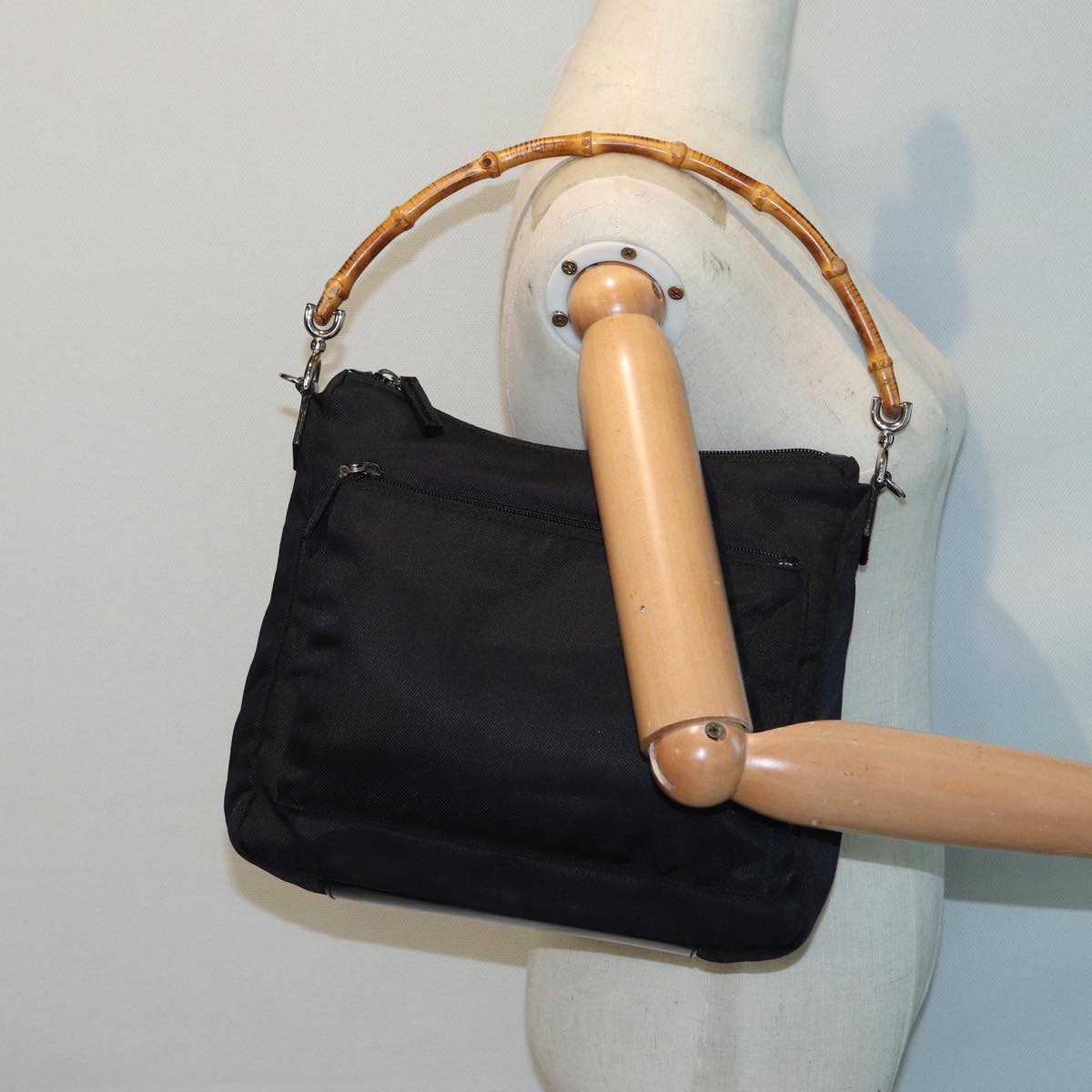 Gucci Bamboo Black Synthetic Handbag ()