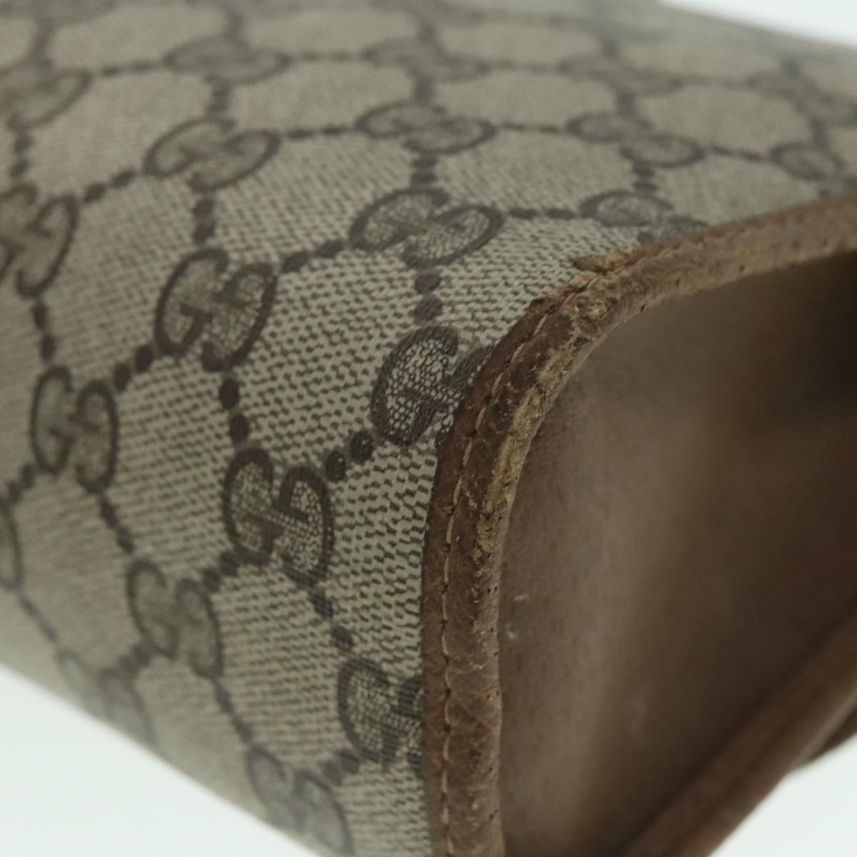 Gucci Beige Canvas Clutch Bag ()