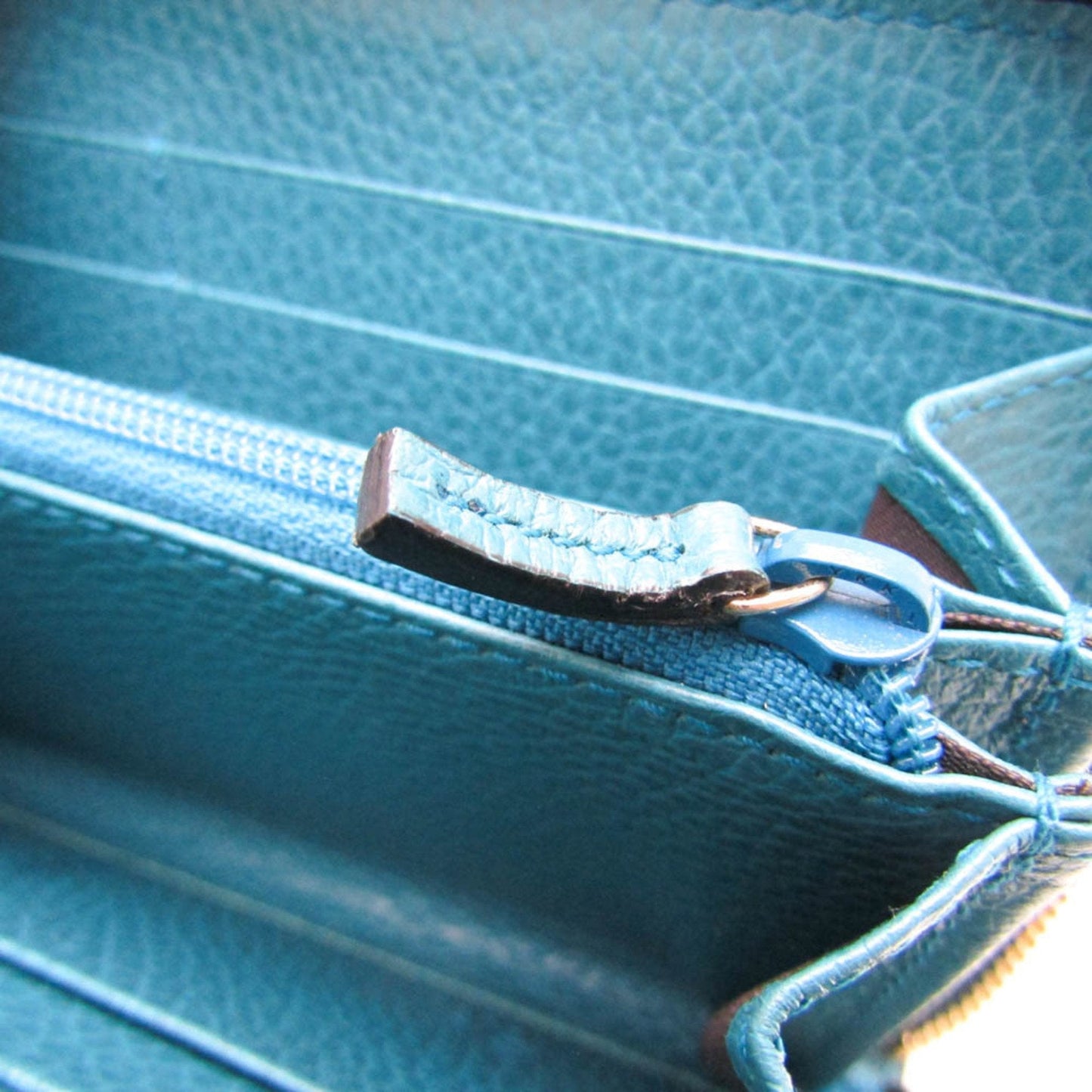 Gucci Interlocking G Turquoise Leather Wallet  ()