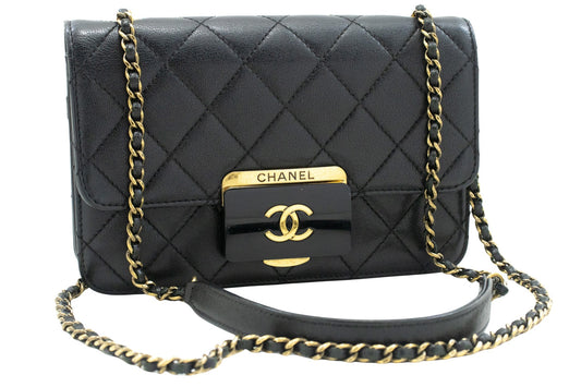 Chanel Black Leather Shoulder Bag ()