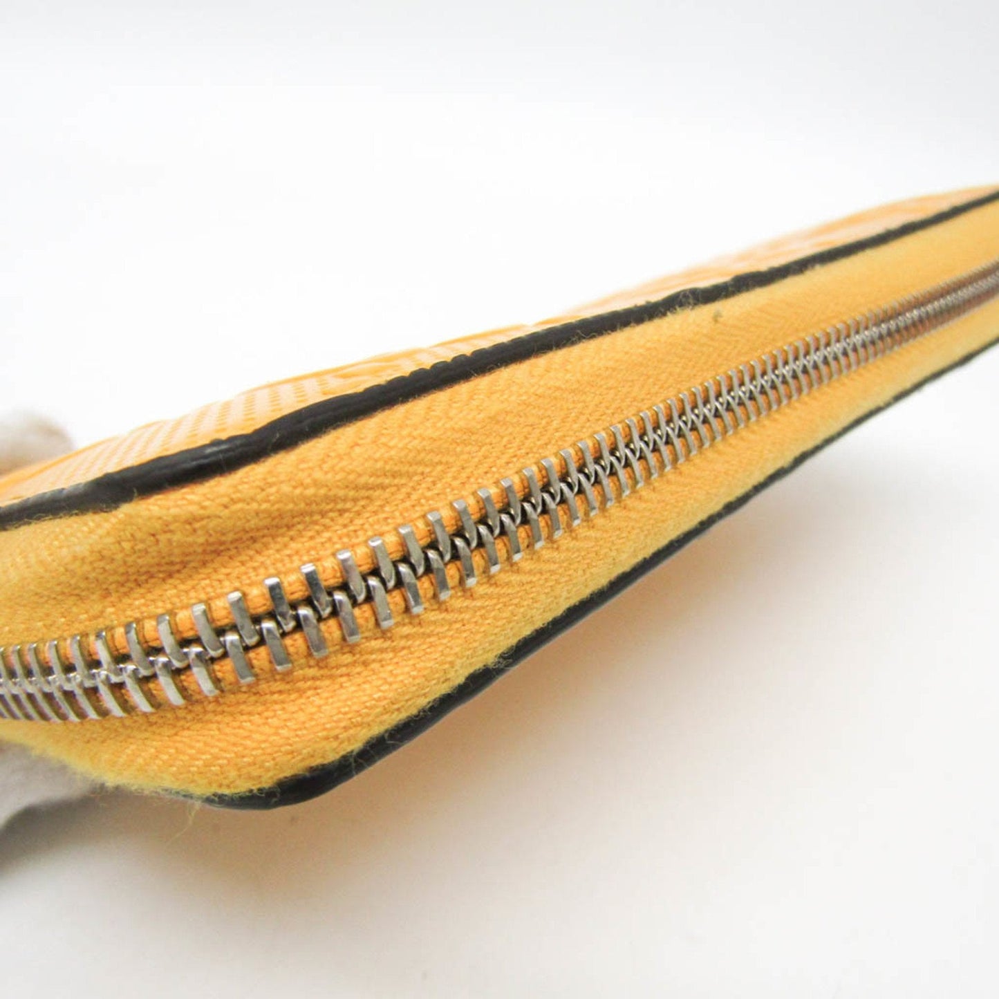 Gucci Gg Embossé Yellow Leather Wallet  ()